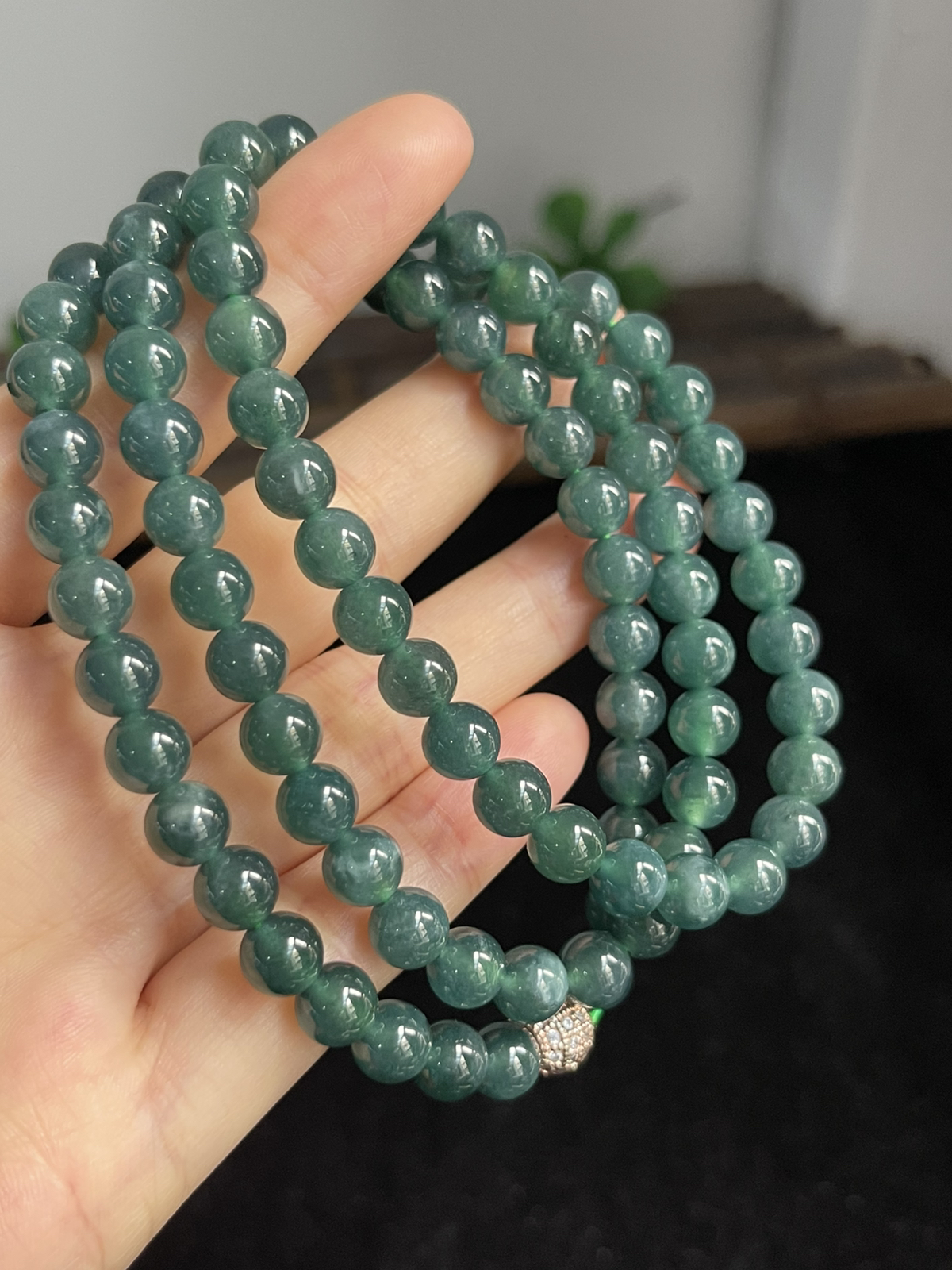 翡翠项链，满绿，颜色通透漂亮，可以做项链，可以做手链