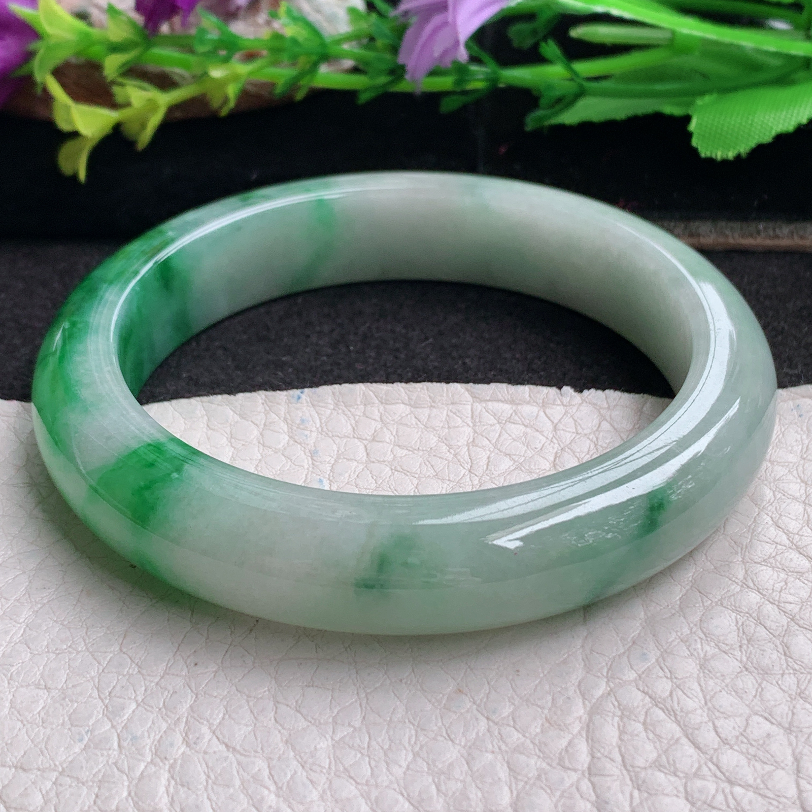 ll实拍58*12.6*8.8平安镯 天然翡翠a货手镯胶感辣绿正圈玉镯子