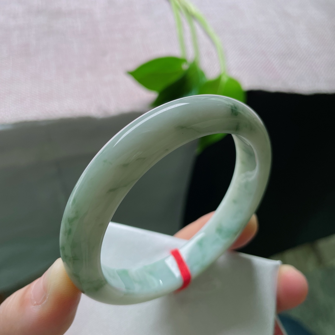 55.8/11.9/8.2飘花正圈，水润细腻，优雅大方，棉线，ss49121a