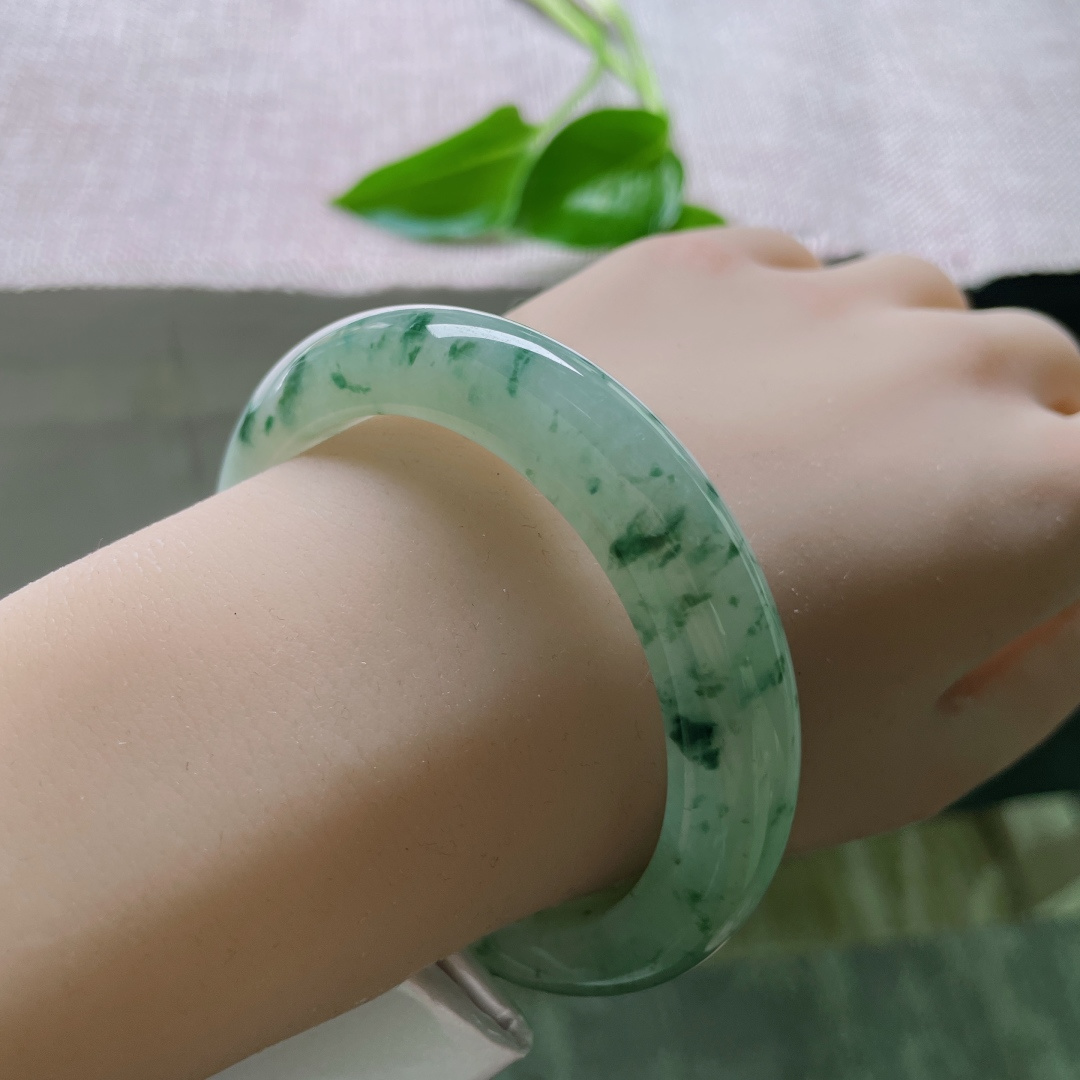 55.7/12/9.4飘花正圈，种老，厚装，青烟入翠，落笔生花。，ss50034a