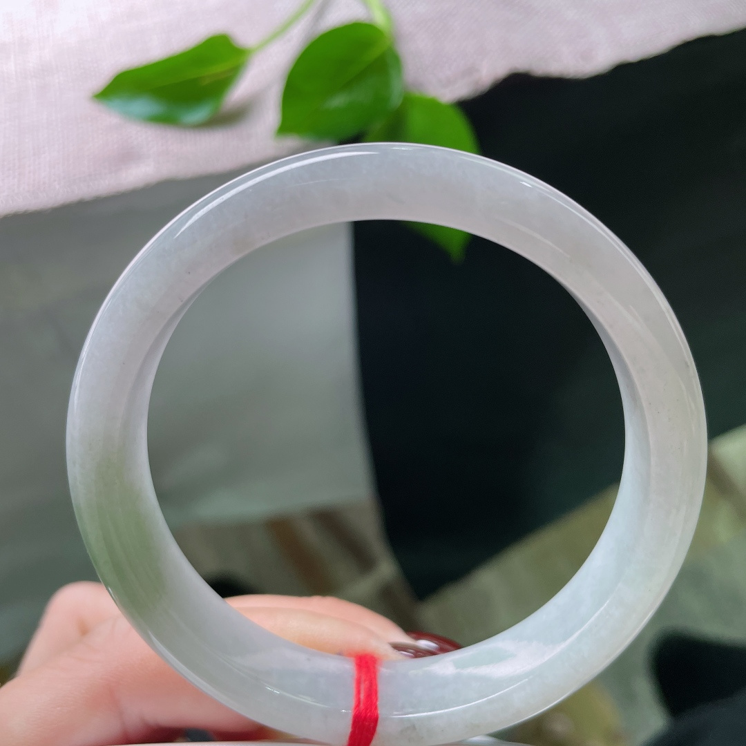 60.2/122/7.6，淡绿底正圈，一抹深色增添几分韵味，大圈口，水头好，乌鸡，ss49273a