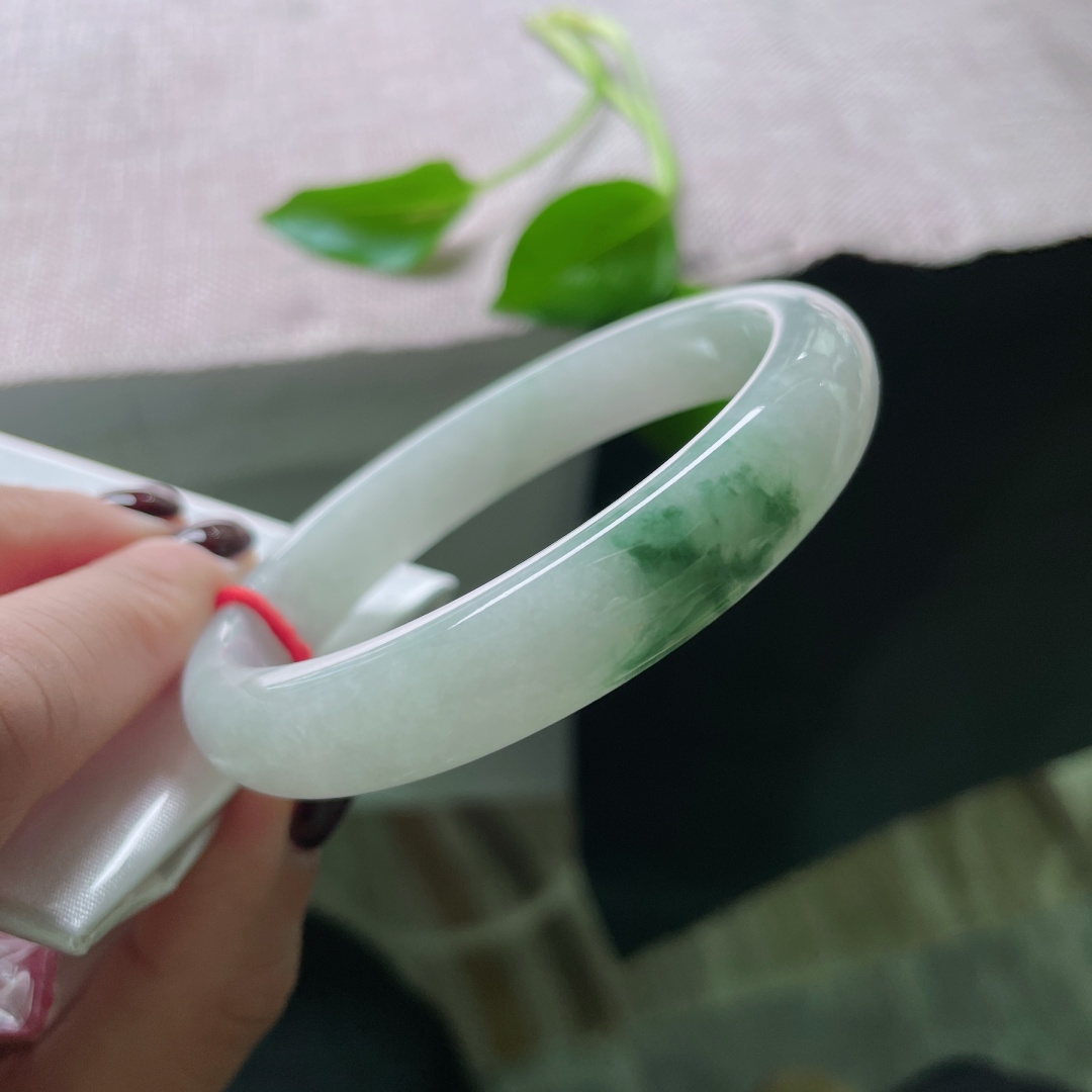 60/11.6/7.4，飘花正圈，大圈口，简约不简单，种老水足，佩戴轻盈，ss49387a