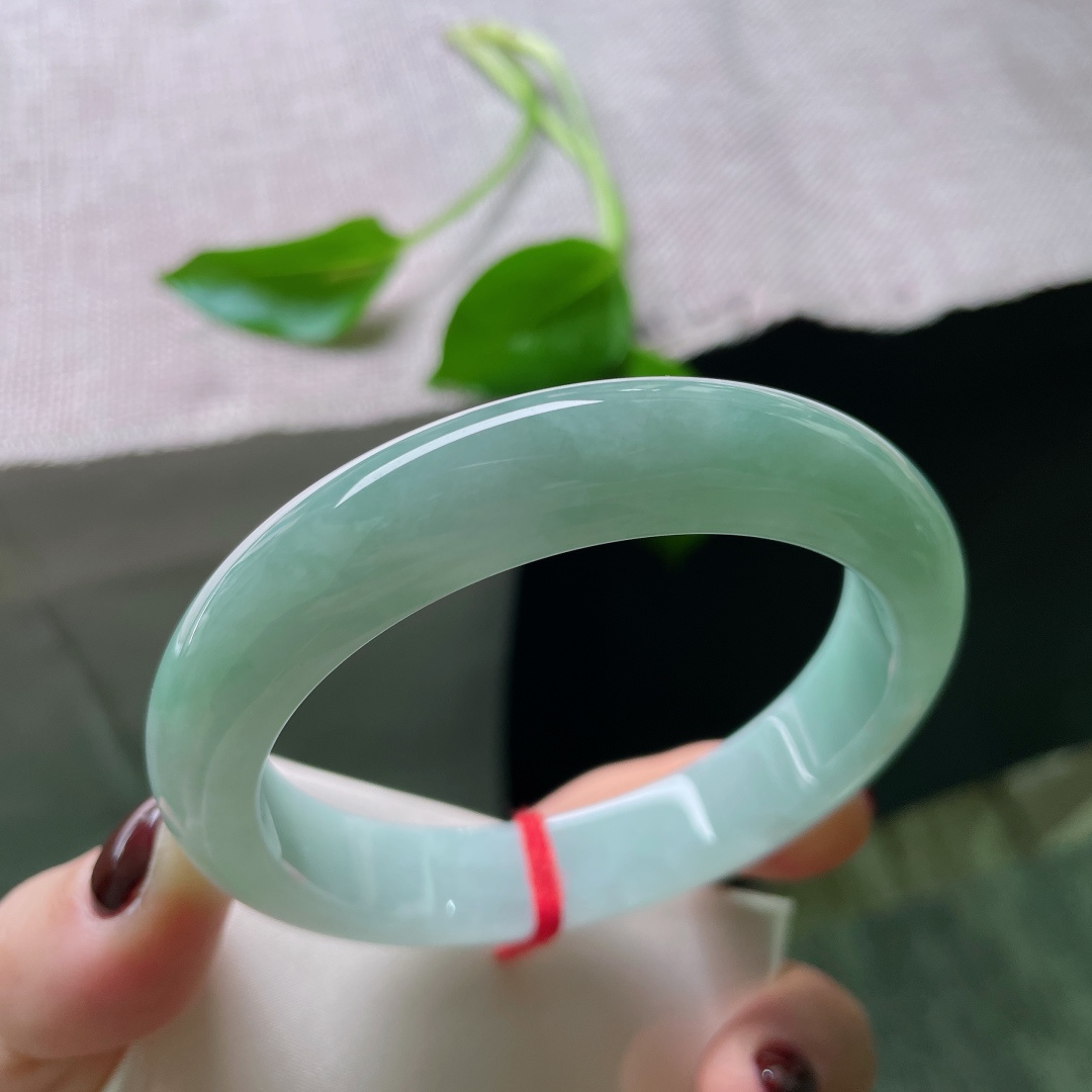 58.1/12.5/8.6，绿底正圈，水润，以绿为信，许你平静与希望。，ss47903a