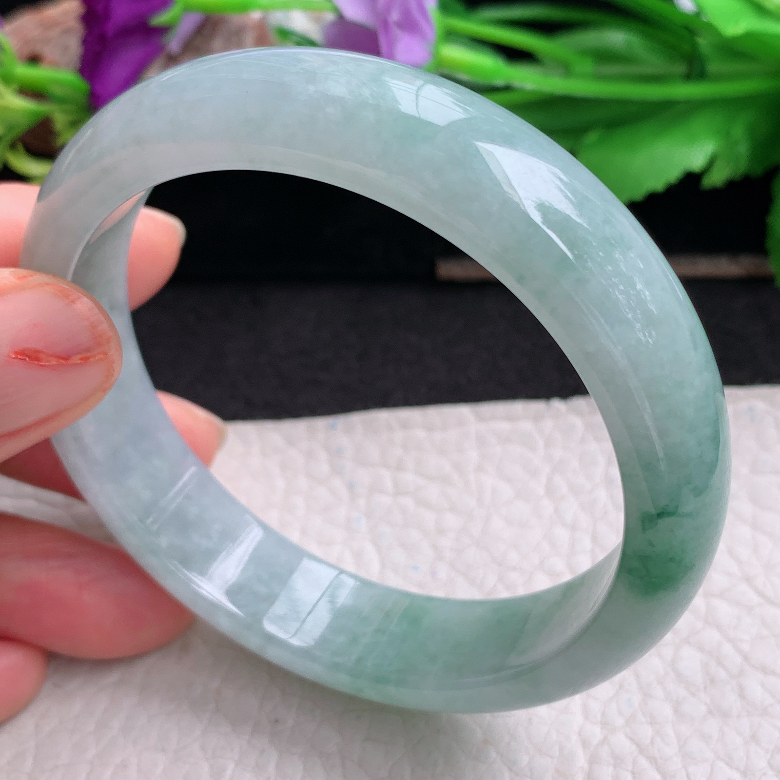 js实拍58*14*7.5平安镯 天然翡翠a货手镯胶感飘花正圈玉镯子