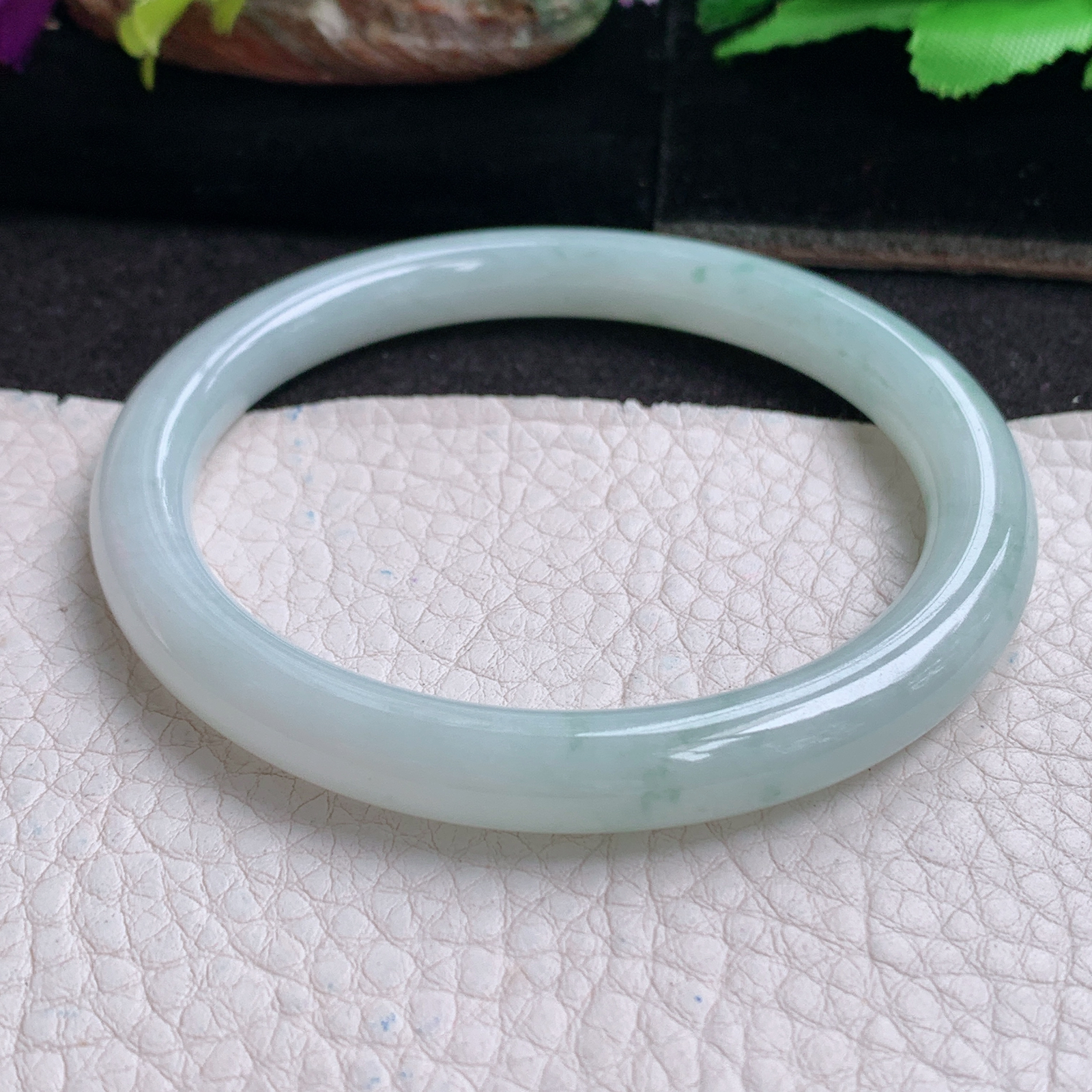 xx实拍57*8美人镯 天然缅甸翡翠a货手镯飘花圆条美人镯