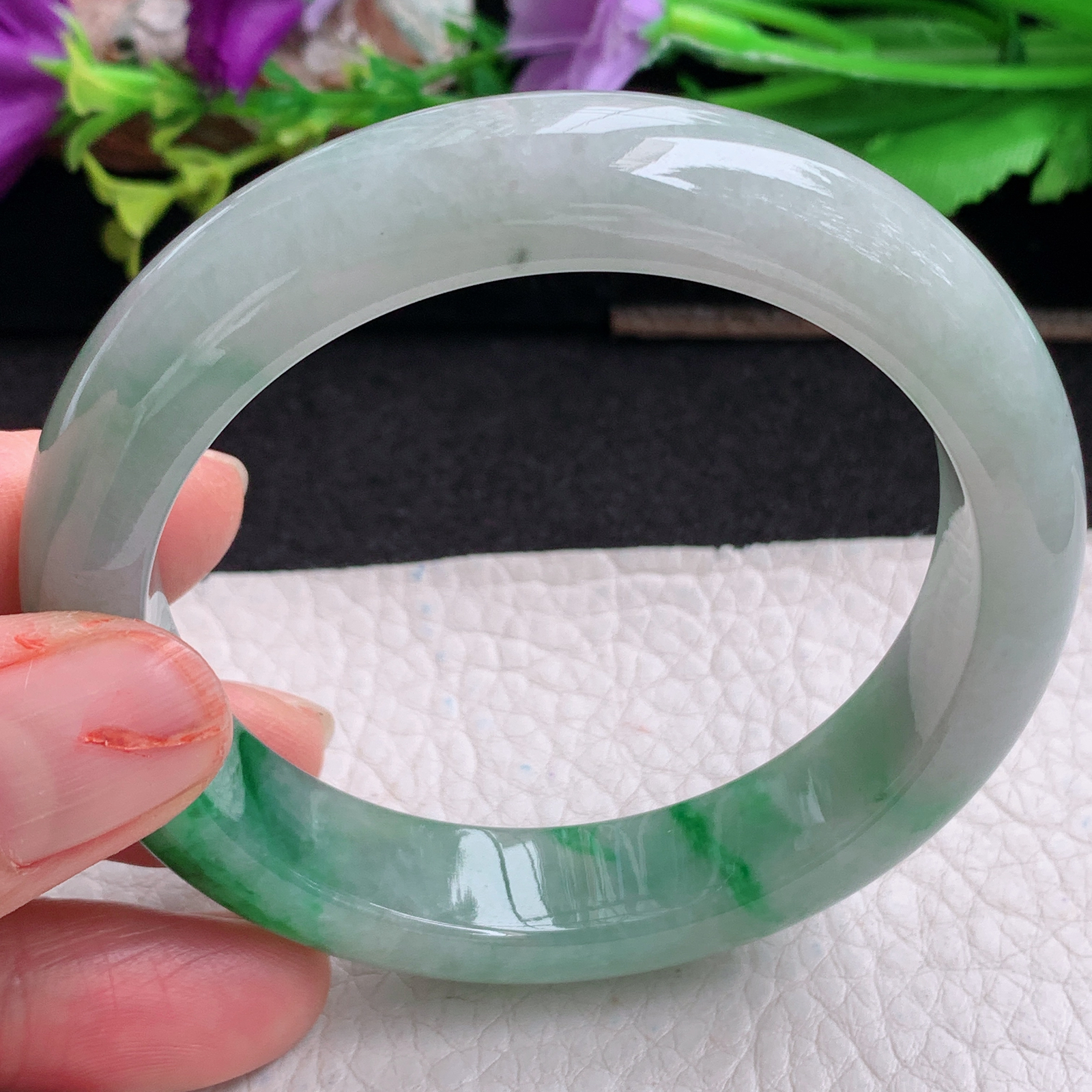 ll实拍56*12.6*8.3平安镯 天然翡翠a货手镯胶感辣绿正圈玉镯子