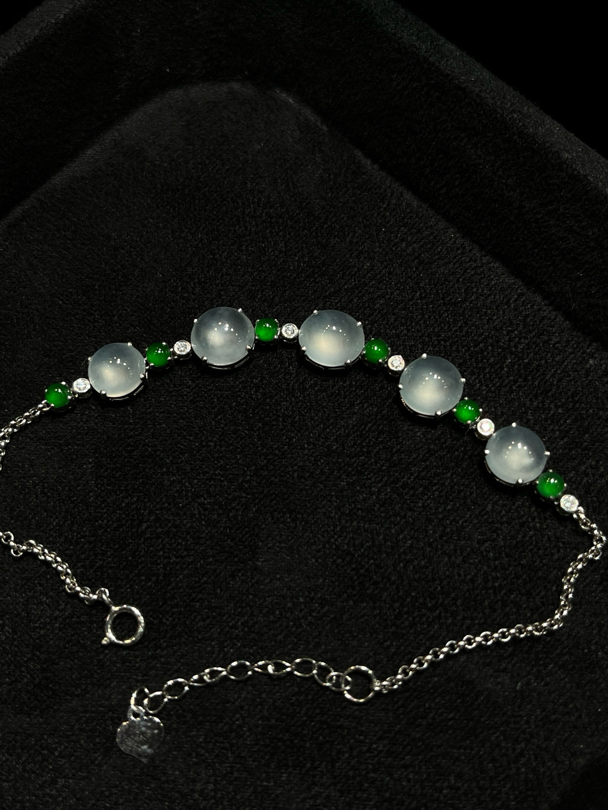 冰种蛋面手链……
-

尺寸看图一
18k金镶嵌