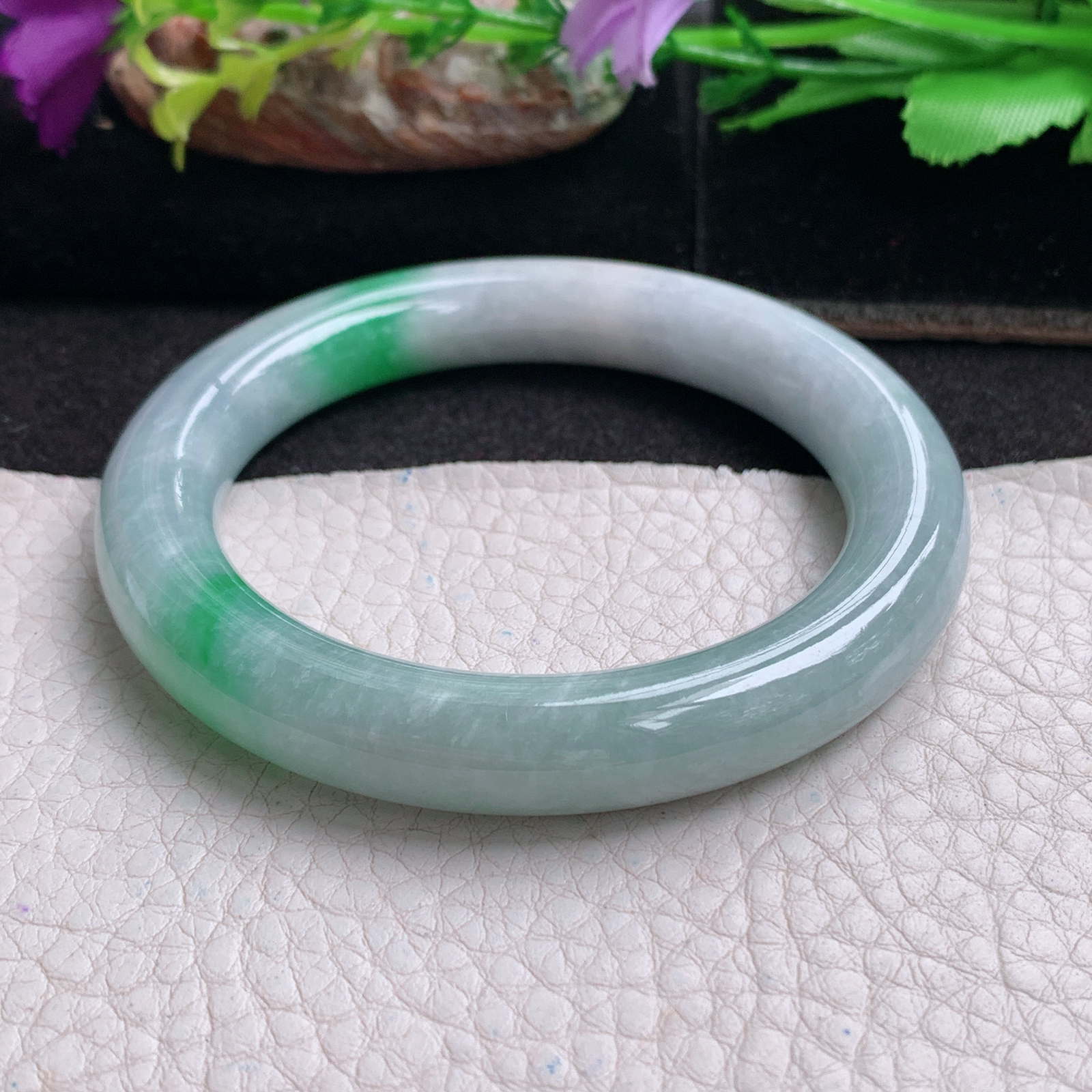 z实拍53.5*9.8*10美人镯 天然缅甸翡翠a货手镯飘绿圆条玉镯子