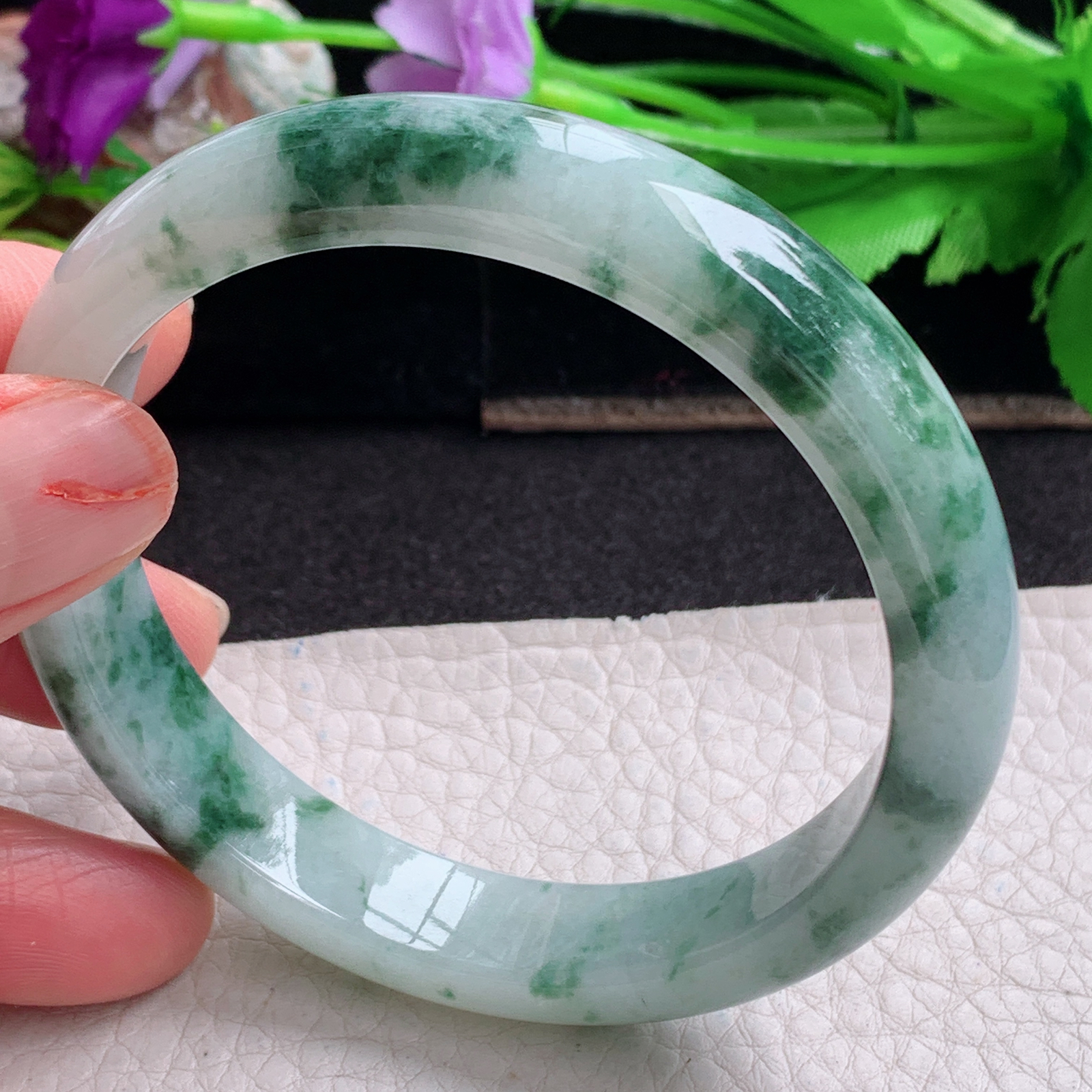 ll实拍59*12*7.5平安镯 天然翡翠a货手镯胶感飘花正圈玉镯子