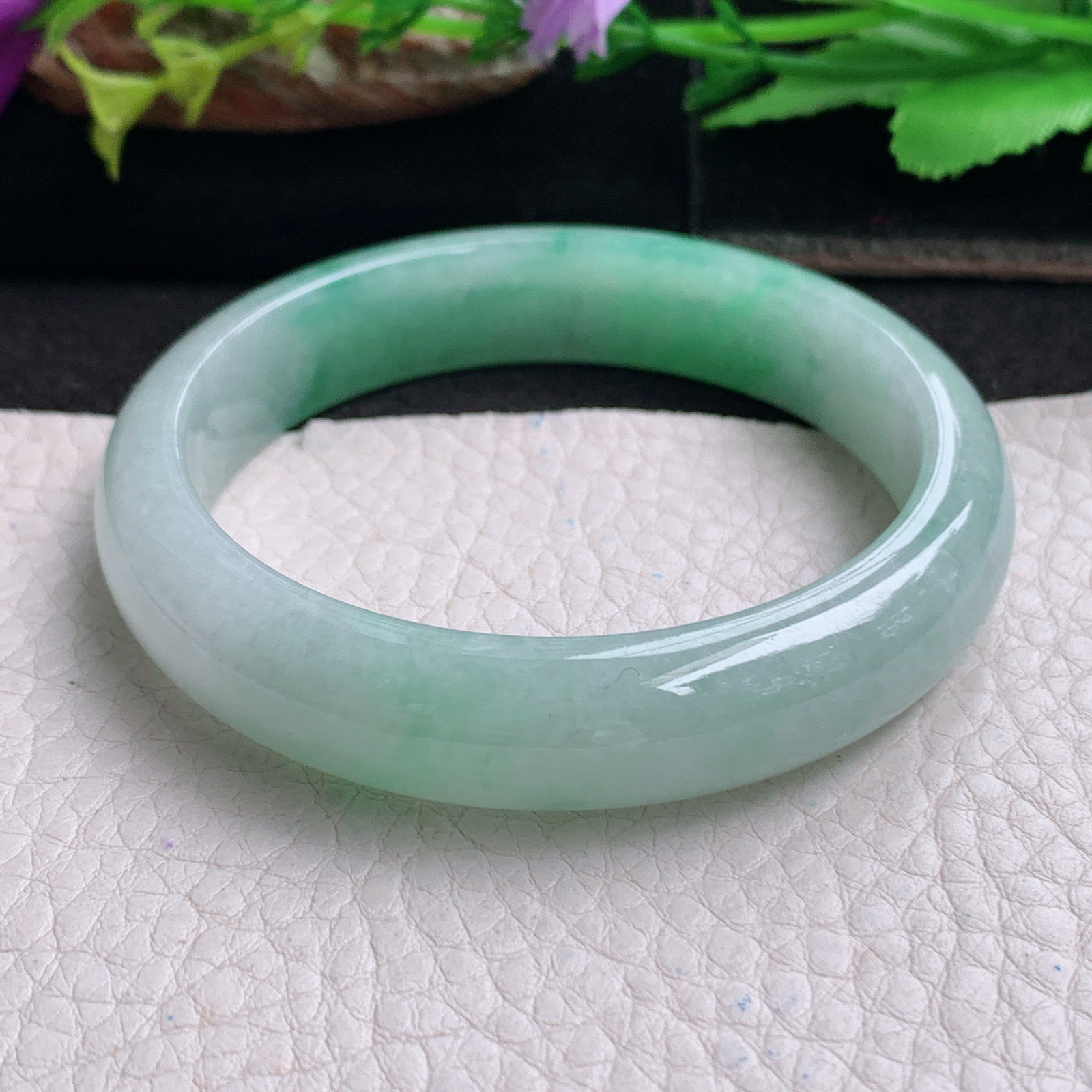 js实拍55*12.3*7.5 平安镯 天然翡翠a货手镯胶感辣鸡飘绿正圈玉镯子