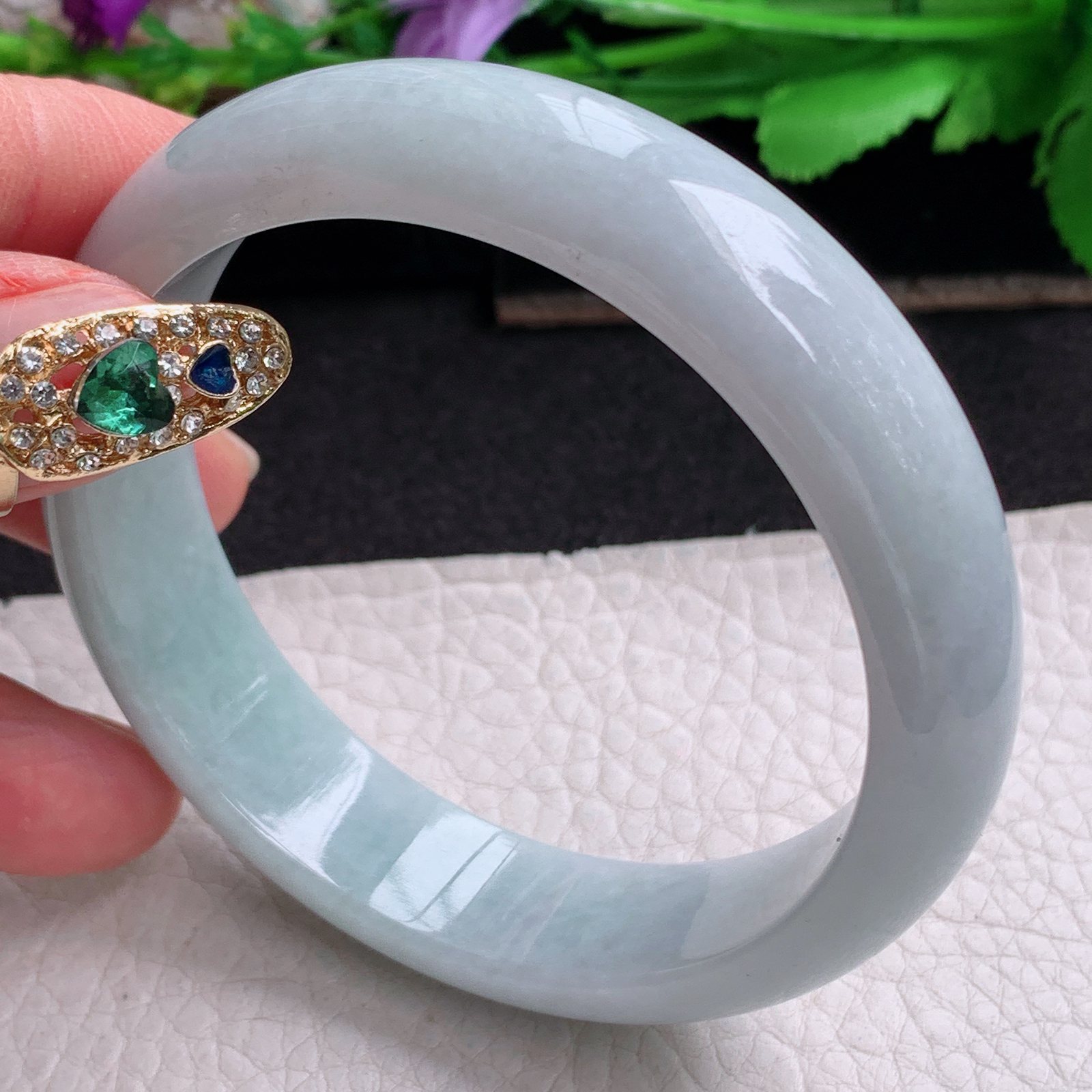 ll实拍57*14.5*7.7平安镯 天然缅甸翡翠a货手镯浅绿水润正圈玉镯子