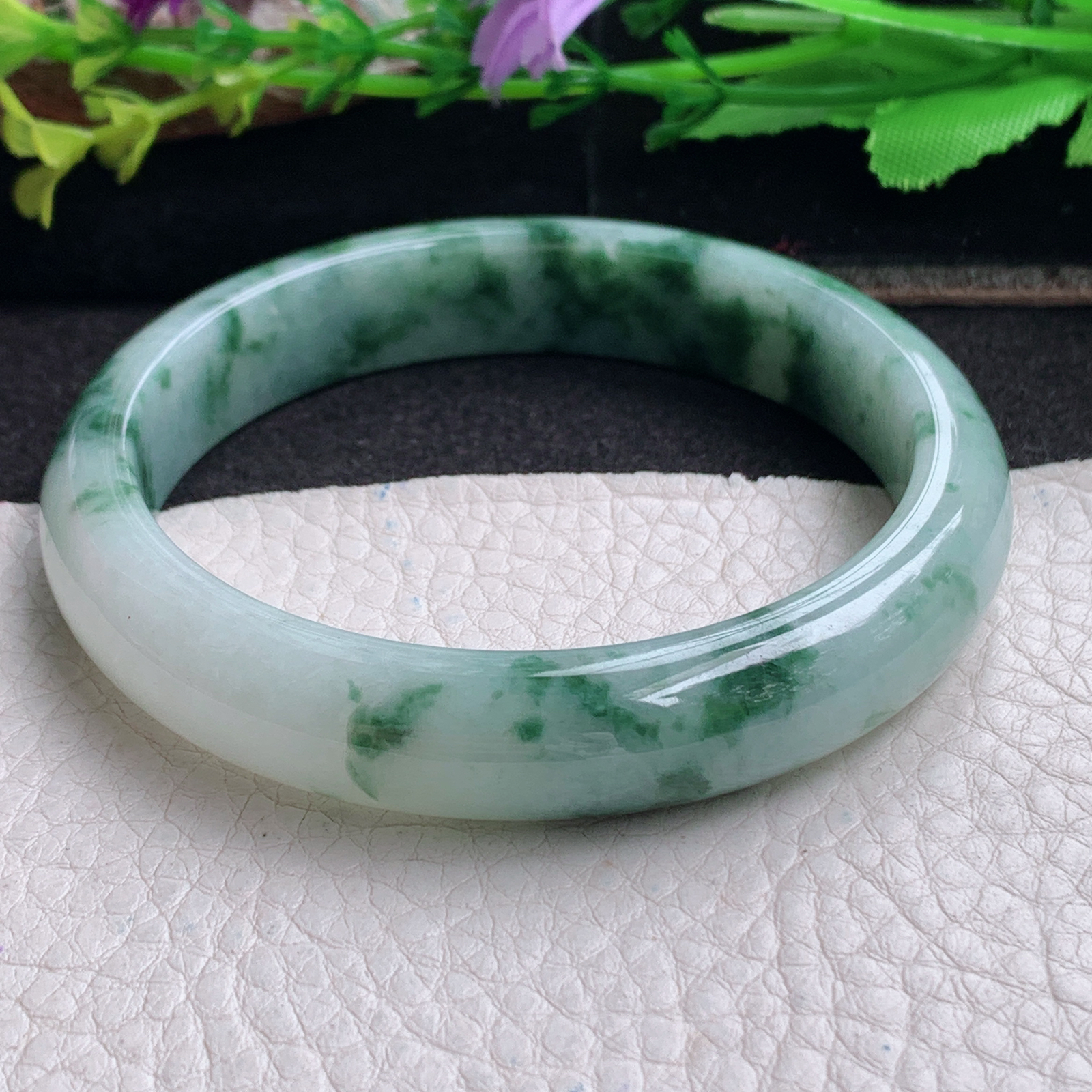 ll实拍59*12*7.5平安镯 天然翡翠a货手镯胶感飘花正圈玉镯子