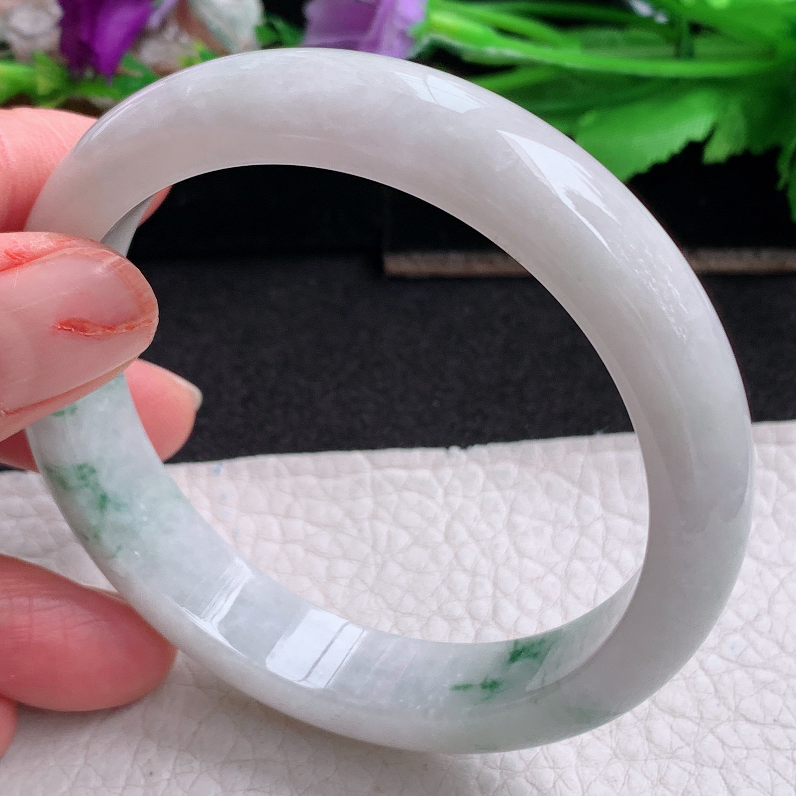 ll实拍58*12.3*7.6平安镯 天然翡翠a货手镯胶感飘花正圈玉镯子