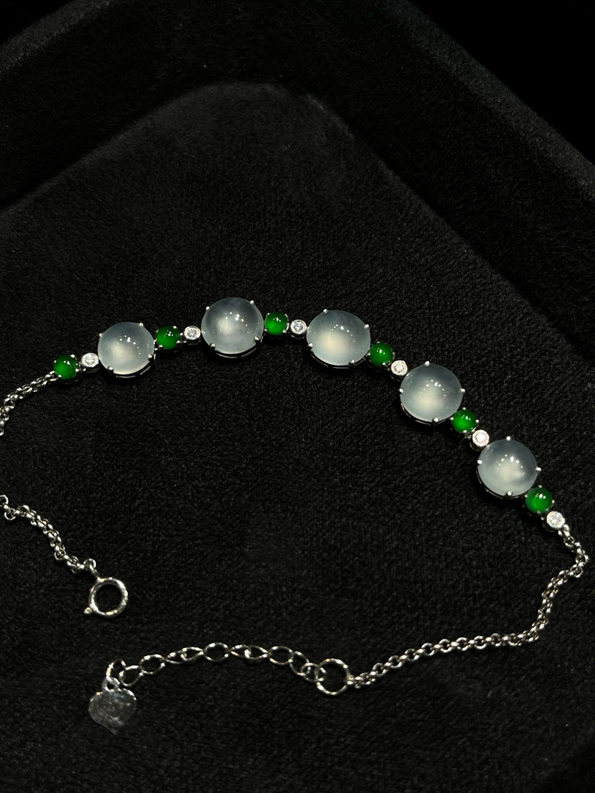 冰种蛋面手链……
-

尺寸看图一
18k金镶嵌