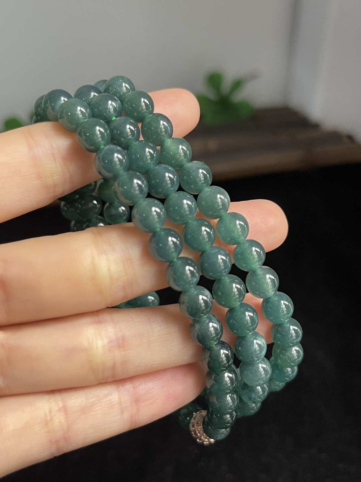 翡翠项链，满绿，颜色通透漂亮，可以做项链，可以做手链