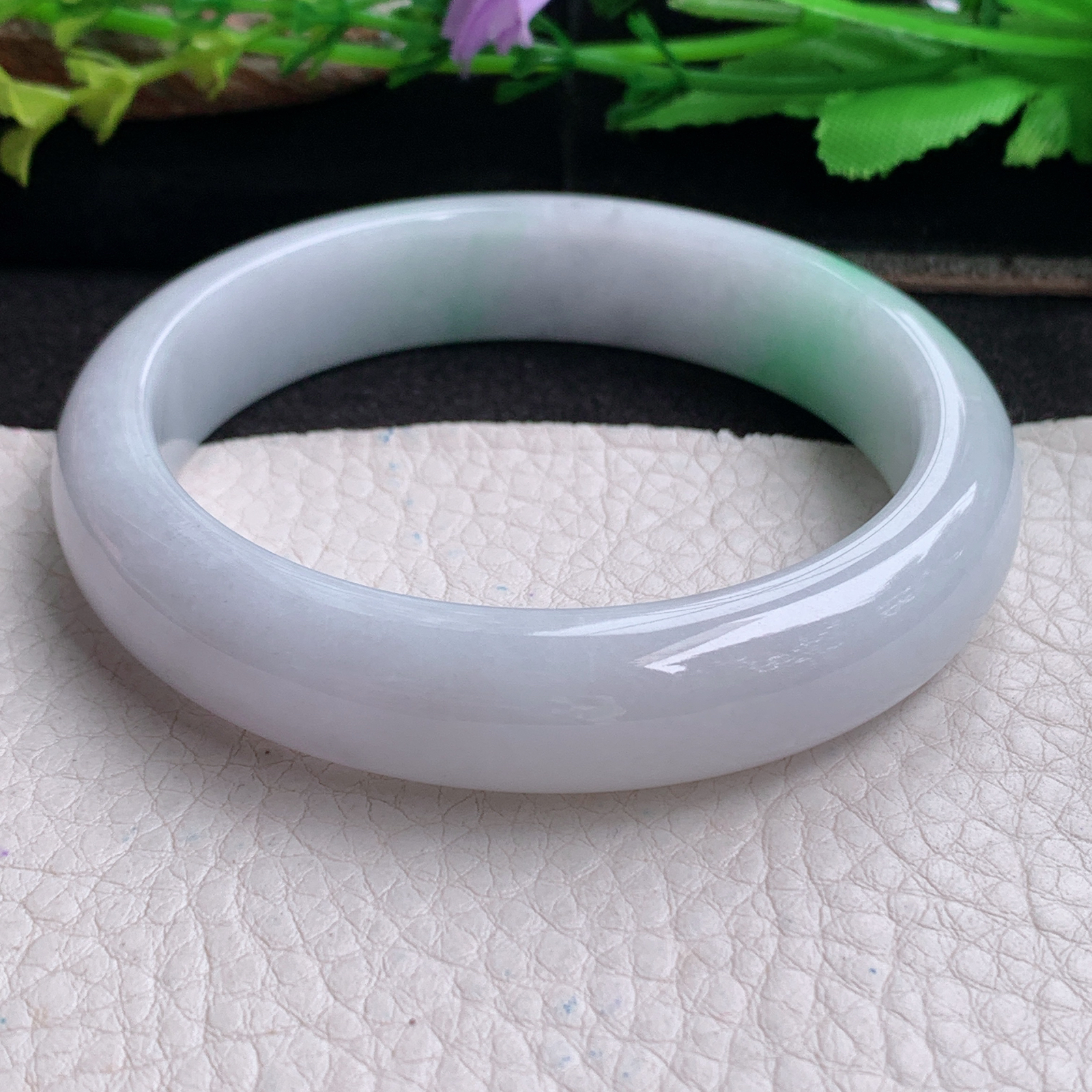 ll实拍59*13.3*8平安镯 天然翡翠a货手镯胶感飘绿正圈玉镯子