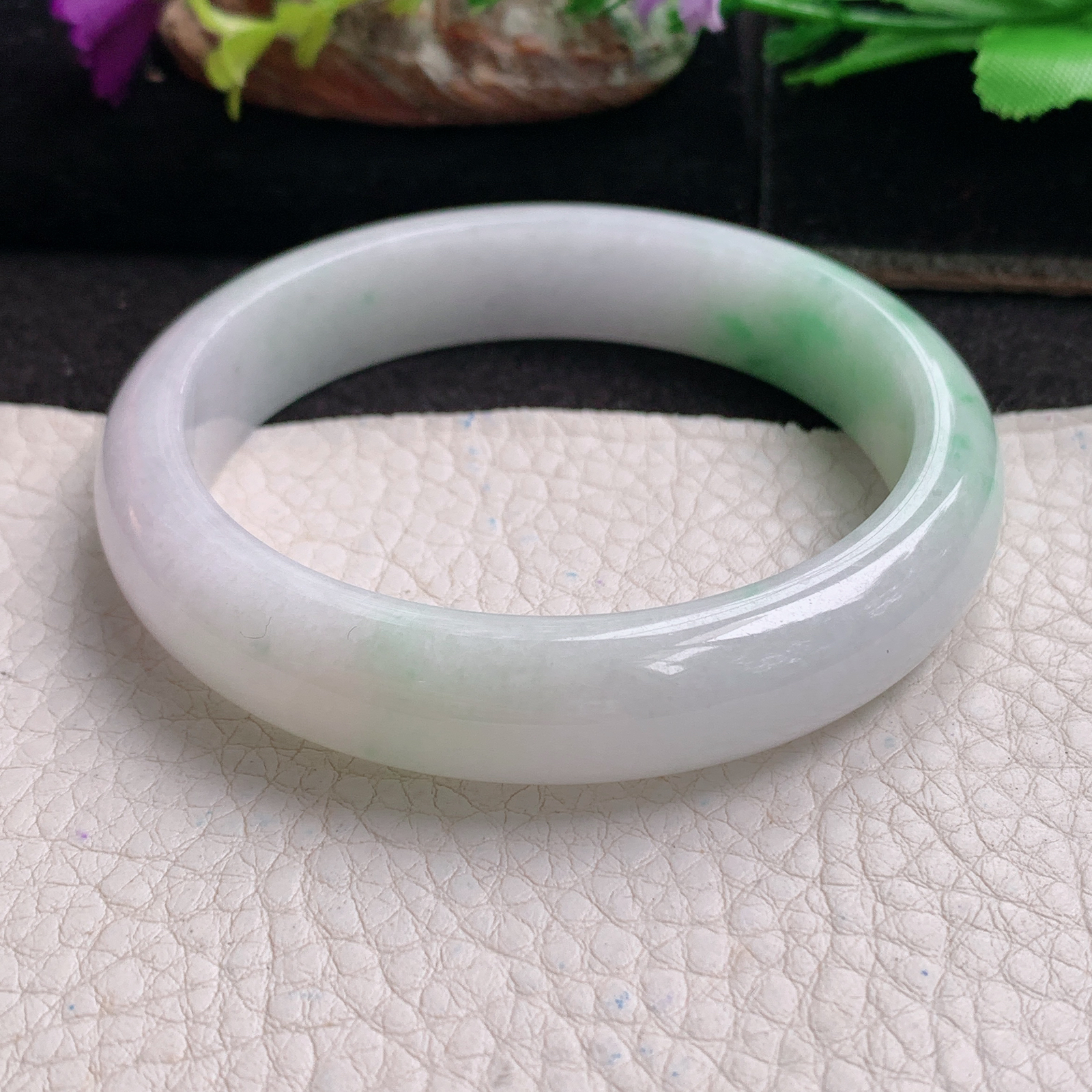 js实拍58*12.5*7.5平安镯 天然缅甸翡翠a货手镯飘绿丶灵动正圈玉镯子