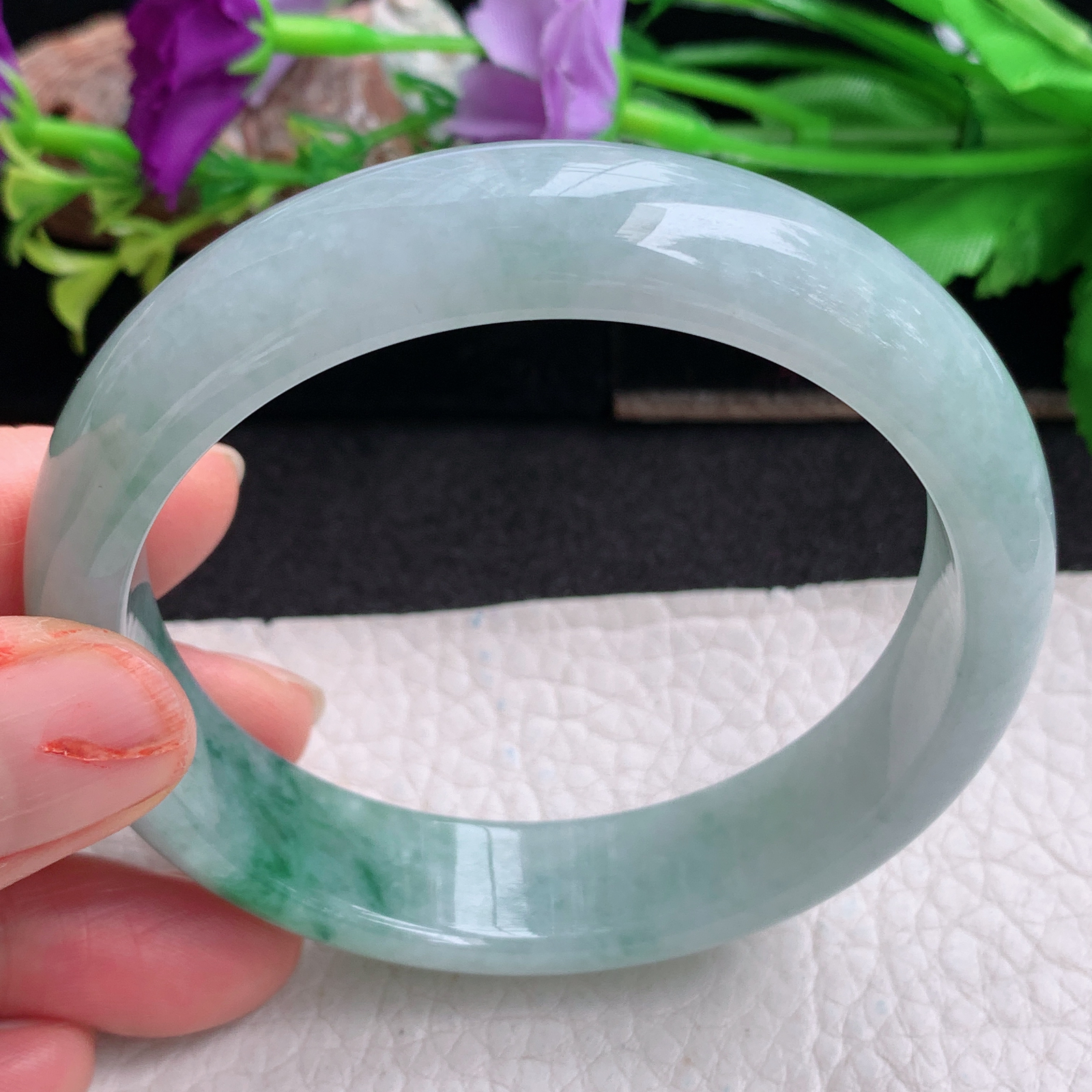 js实拍58*14*7.5平安镯 天然翡翠a货手镯胶感飘花正圈玉镯子