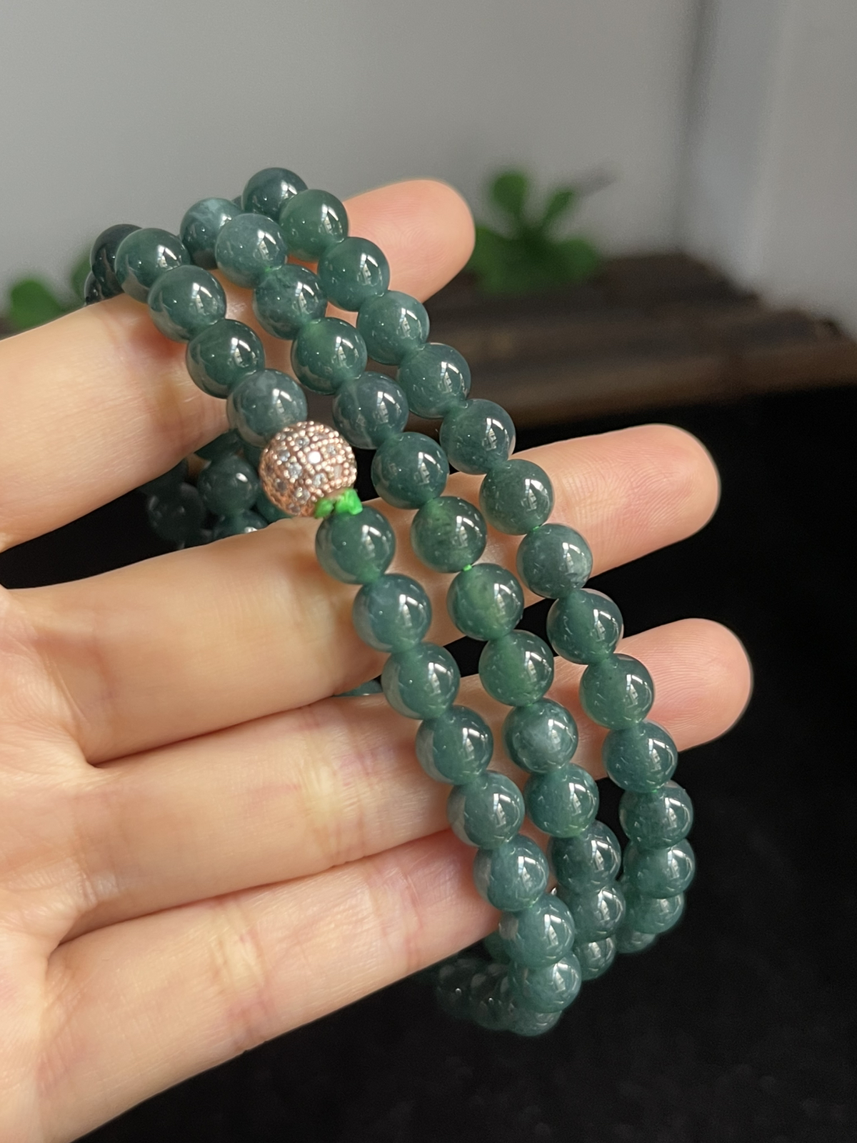 翡翠项链，满绿，颜色通透漂亮，可以做项链，可以做手链