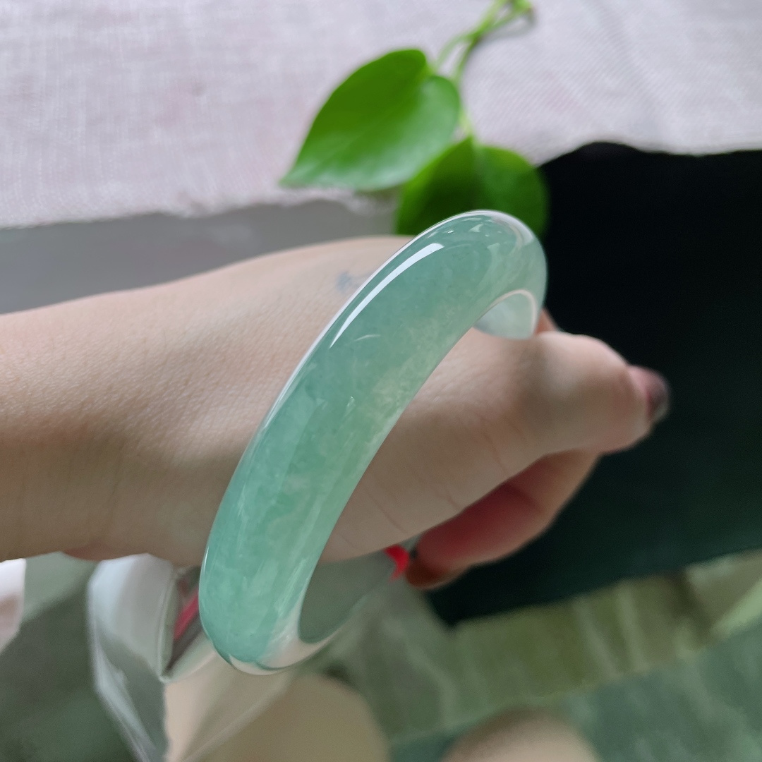 56.3/12.5/8.8冰蓝底正圈，冰润细腻，种老，半山水有相逢，贵气，ss49758a