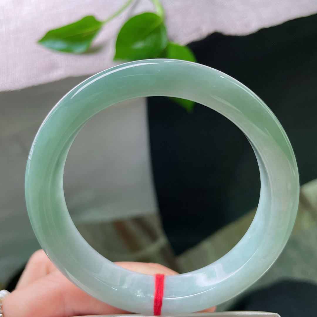 58.1/12.5/8.6，绿底正圈，水润，以绿为信，许你平静与希望。，ss47903a