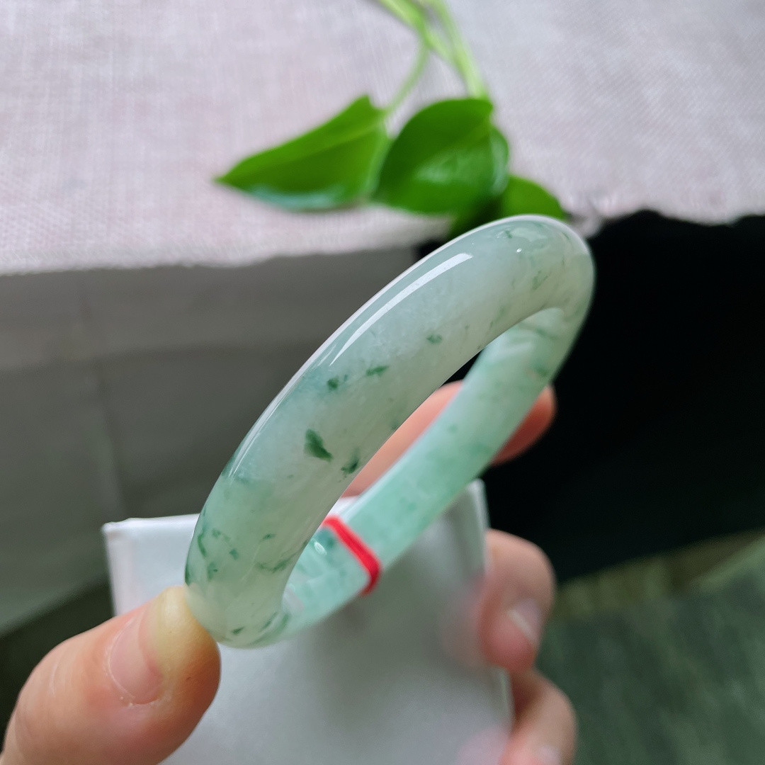 55.7/12/9.4飘花正圈，种老，厚装，青烟入翠，落笔生花。，ss50034a