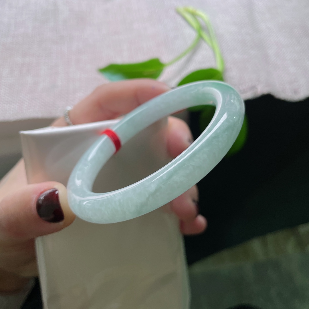 56/9.2飘绿圆条，水润细腻，色彩甜美，秀丽倾心，棉线纹，贵气，ss49903a