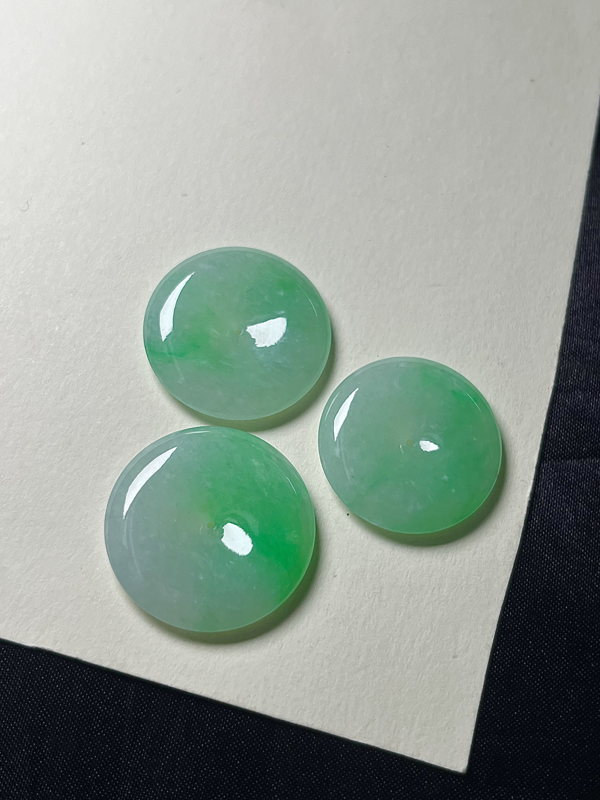 【平安扣一手】种老细腻，色阳浓郁起胶尺寸：24.6*4.1，23.5*3.9，22.6*4,