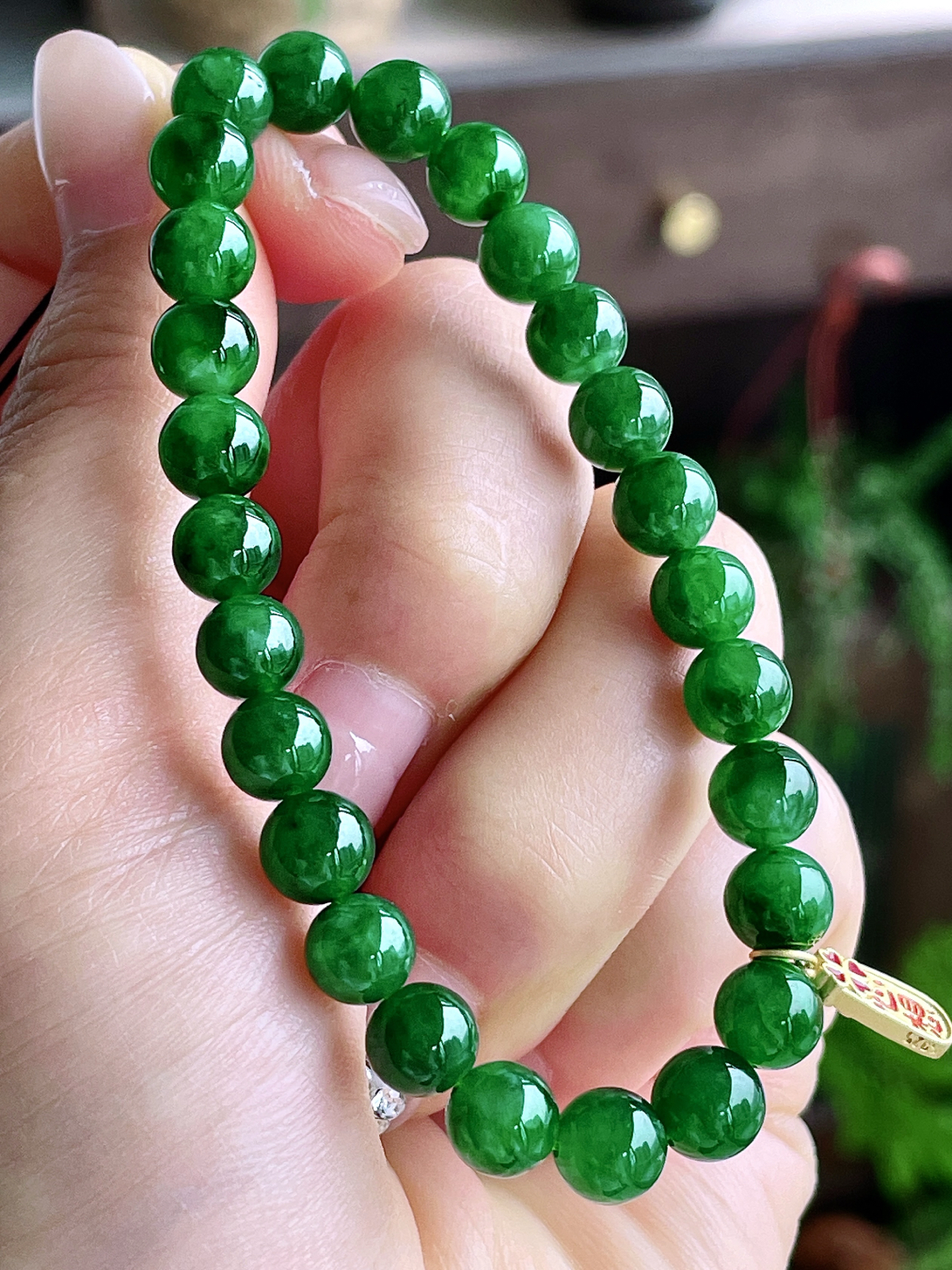 【珠子】冰辣绿手串圆珠珠子手串
【说明】性价比高  
【尺寸】7.2mm