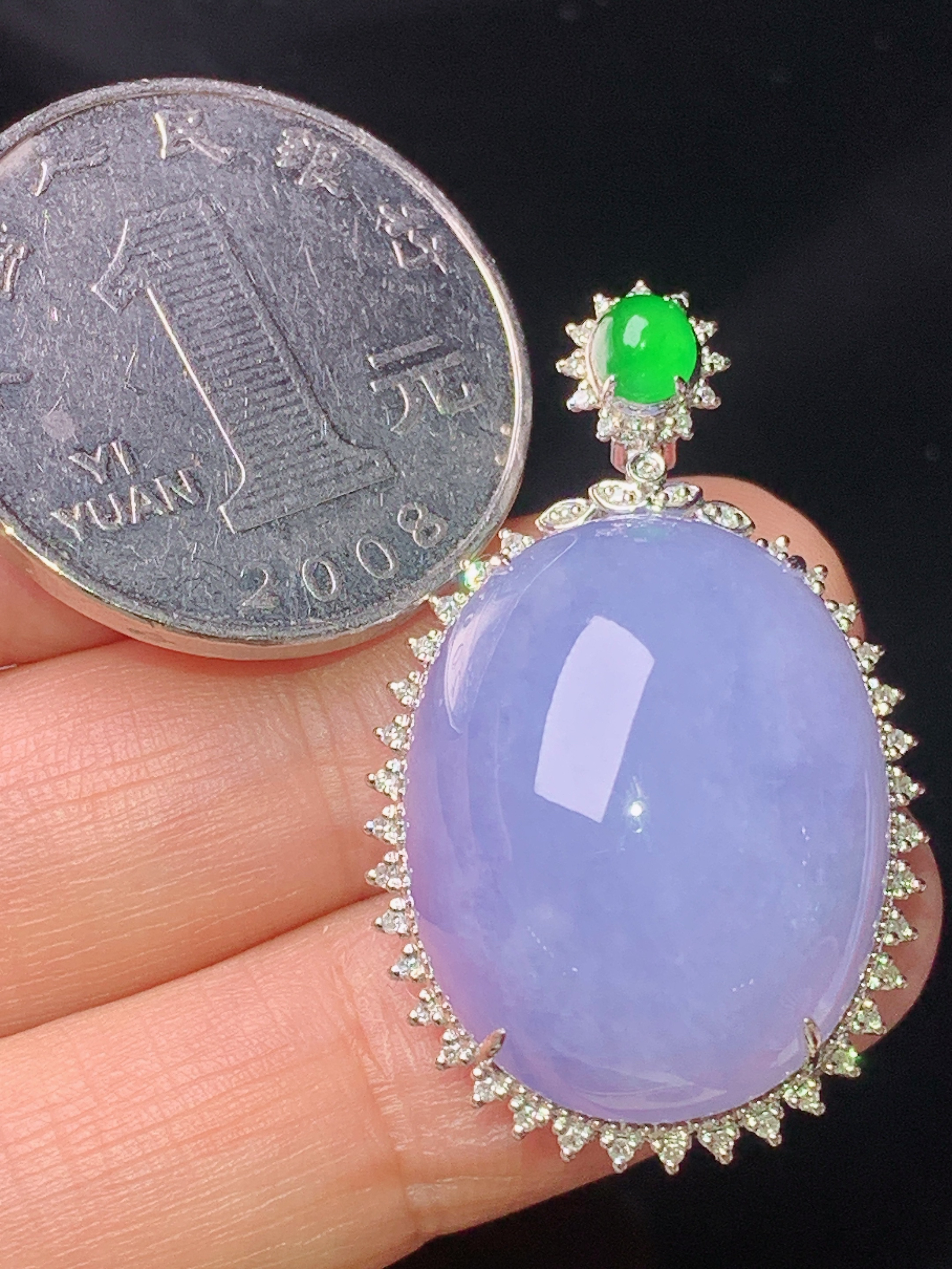 18k金钻镶嵌紫罗兰蛋面吊坠 玉质细腻 色泽艳丽清新 水润亮眼 整体尺寸34.8*21.2*11.8x5