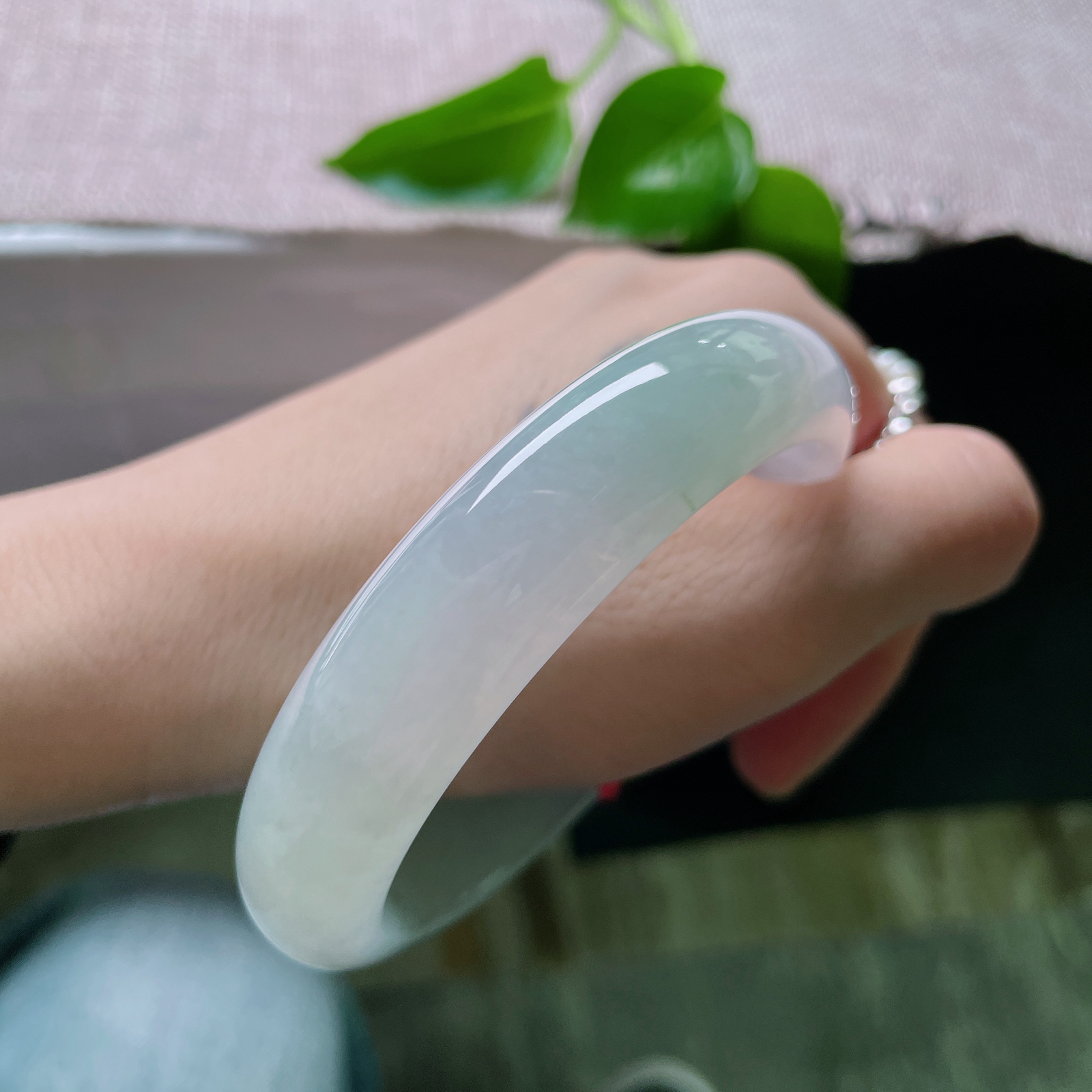 62/14.4/8.6，淡春彩正圈，大圈口，双色成诗，集祥瑞于一身..