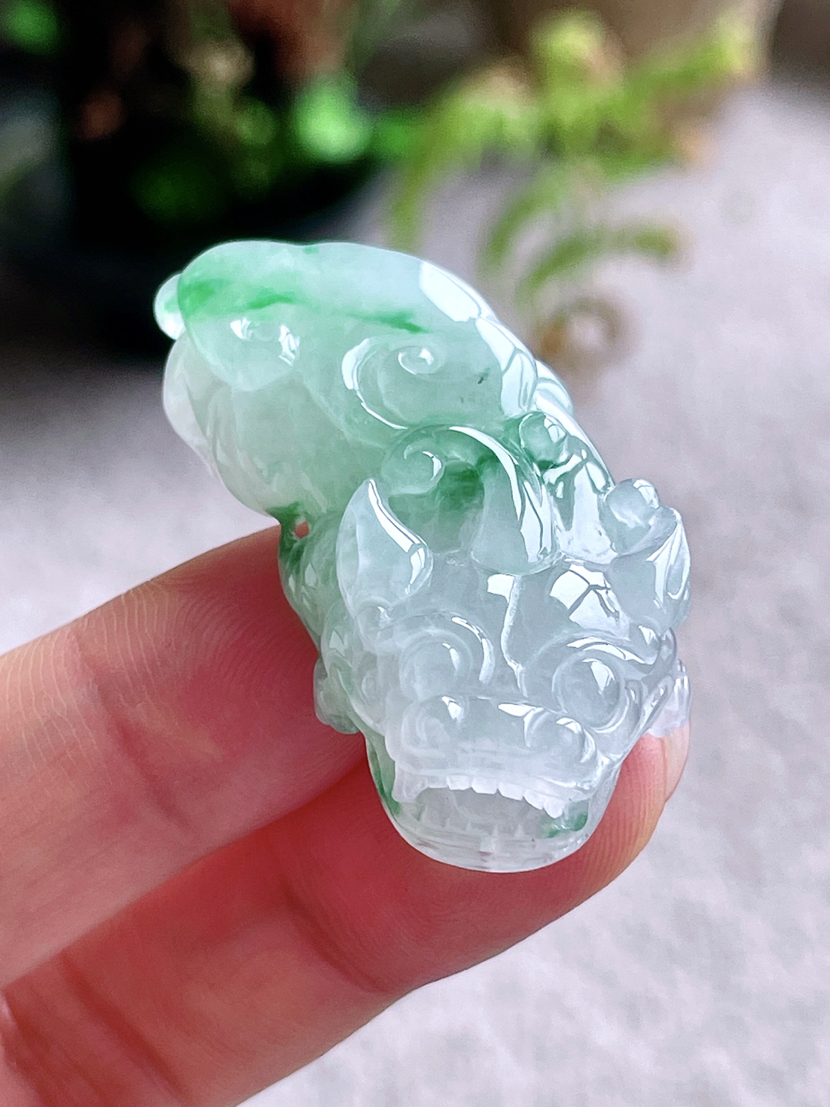 【裸石】冰飘花貔貅吊坠
【说明】缅料 性价比高  
【尺寸】44-21.3-9.6