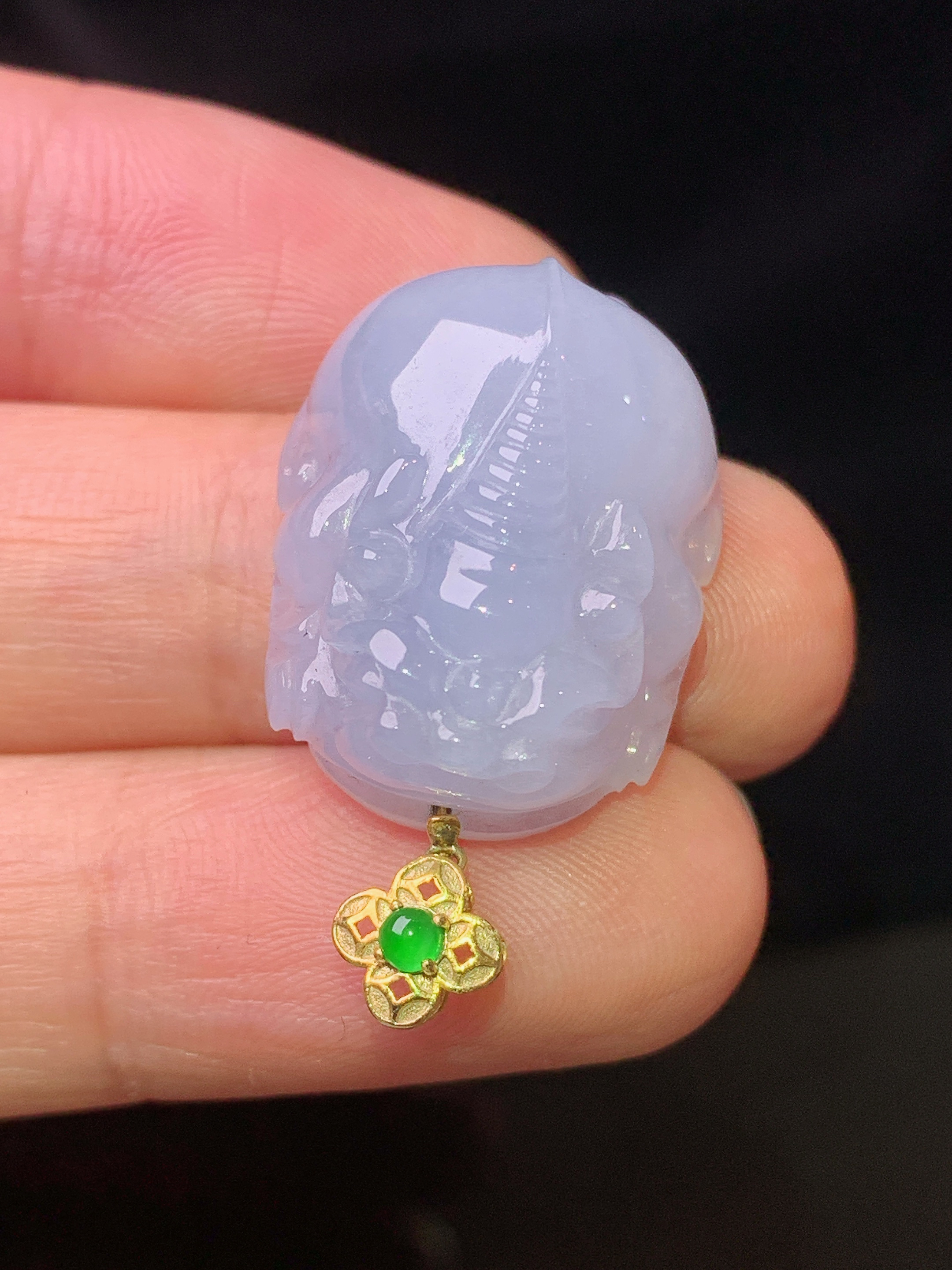 18k金镶嵌紫罗兰貔貅吊坠 玉质细腻 色泽艳丽清新 水润亮眼 整体尺寸29.3*16.8*9.8e1