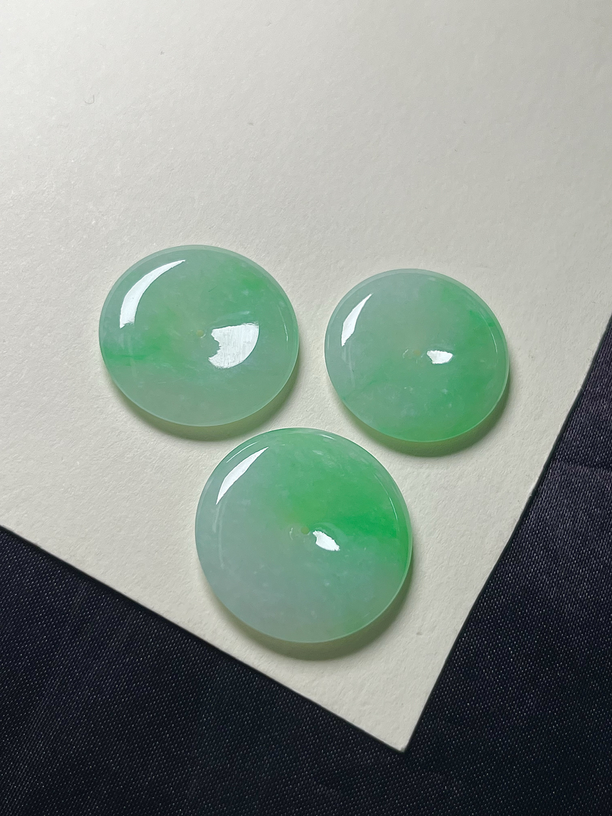 【平安扣一手】种老细腻，色阳浓郁起胶尺寸：24.6*4.1，23.5*3.9，22.6*4,