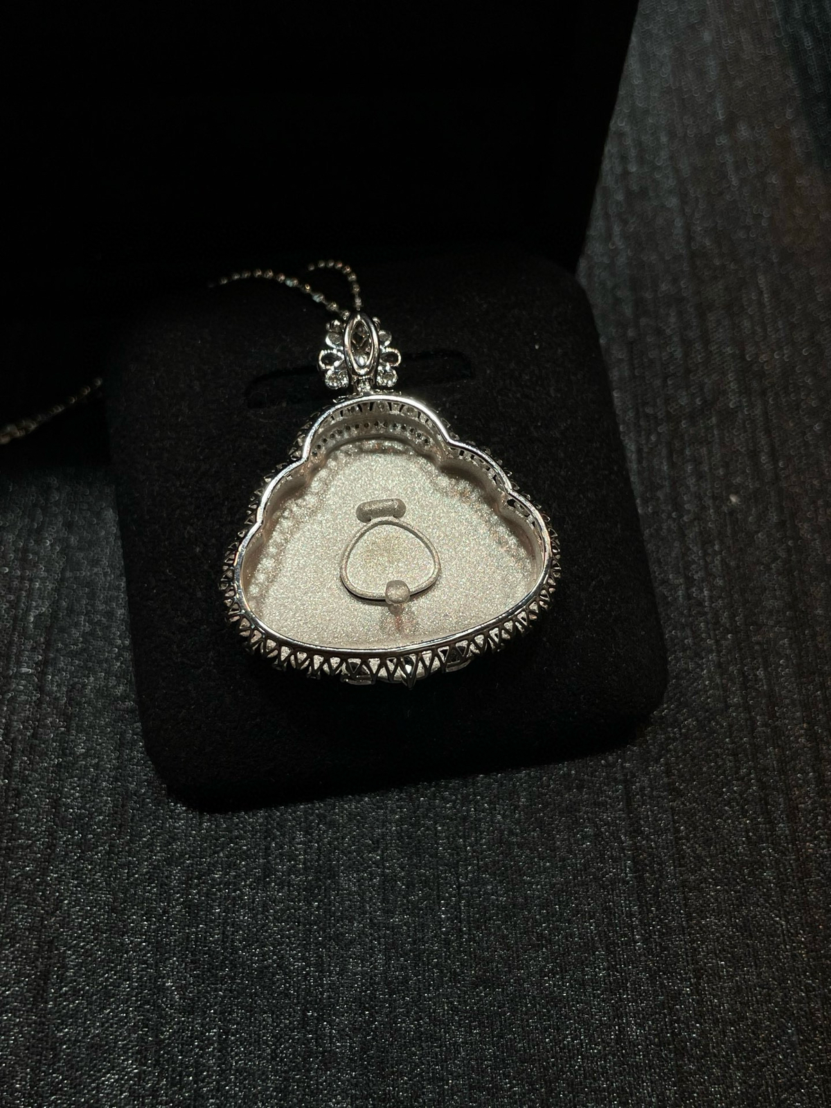 冰种 黄翡 大尺寸 佛公吊坠