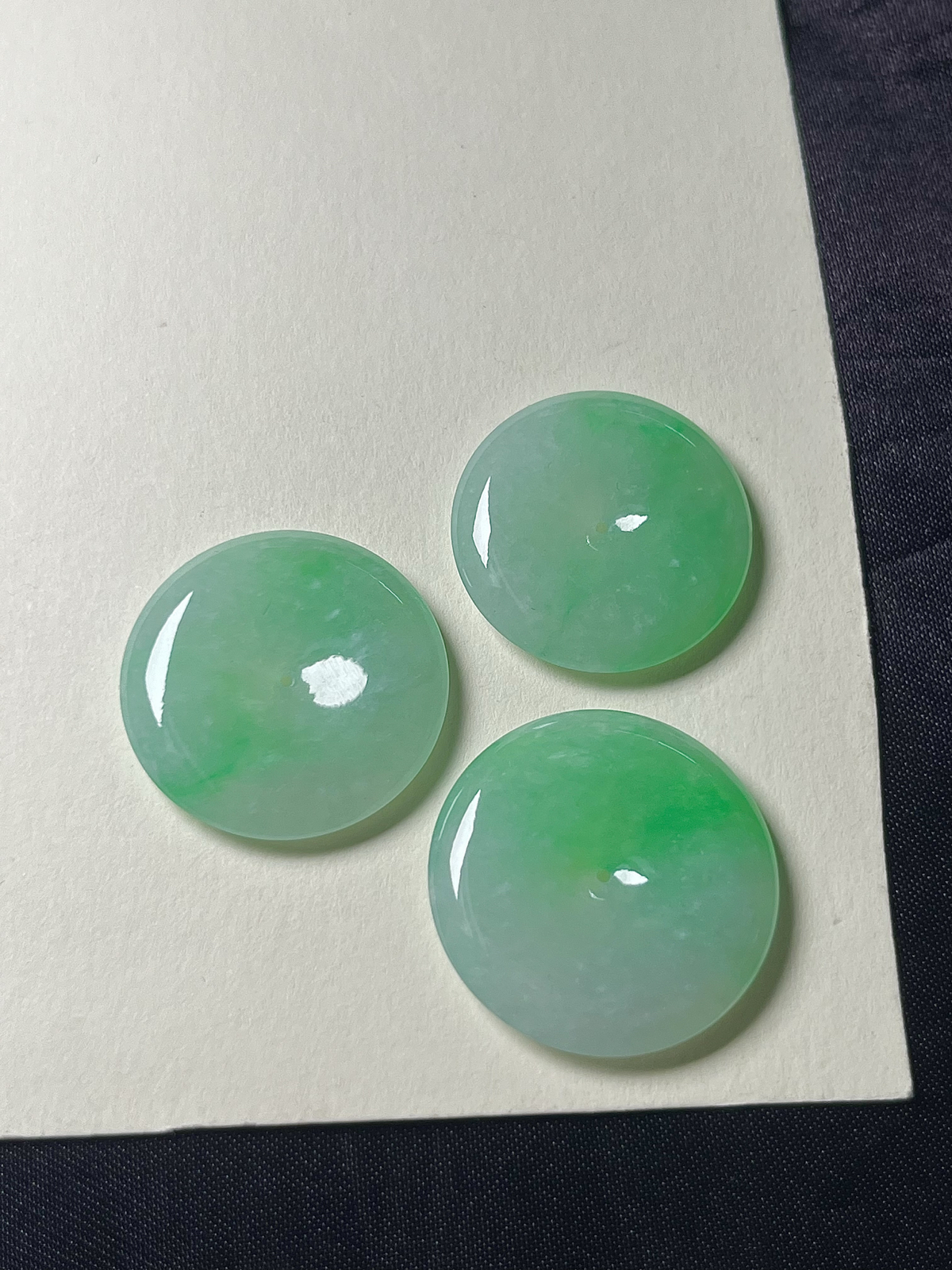 【平安扣一手】种老细腻，色阳浓郁起胶尺寸：24.6*4.1，23.5*3.9，22.6*4,