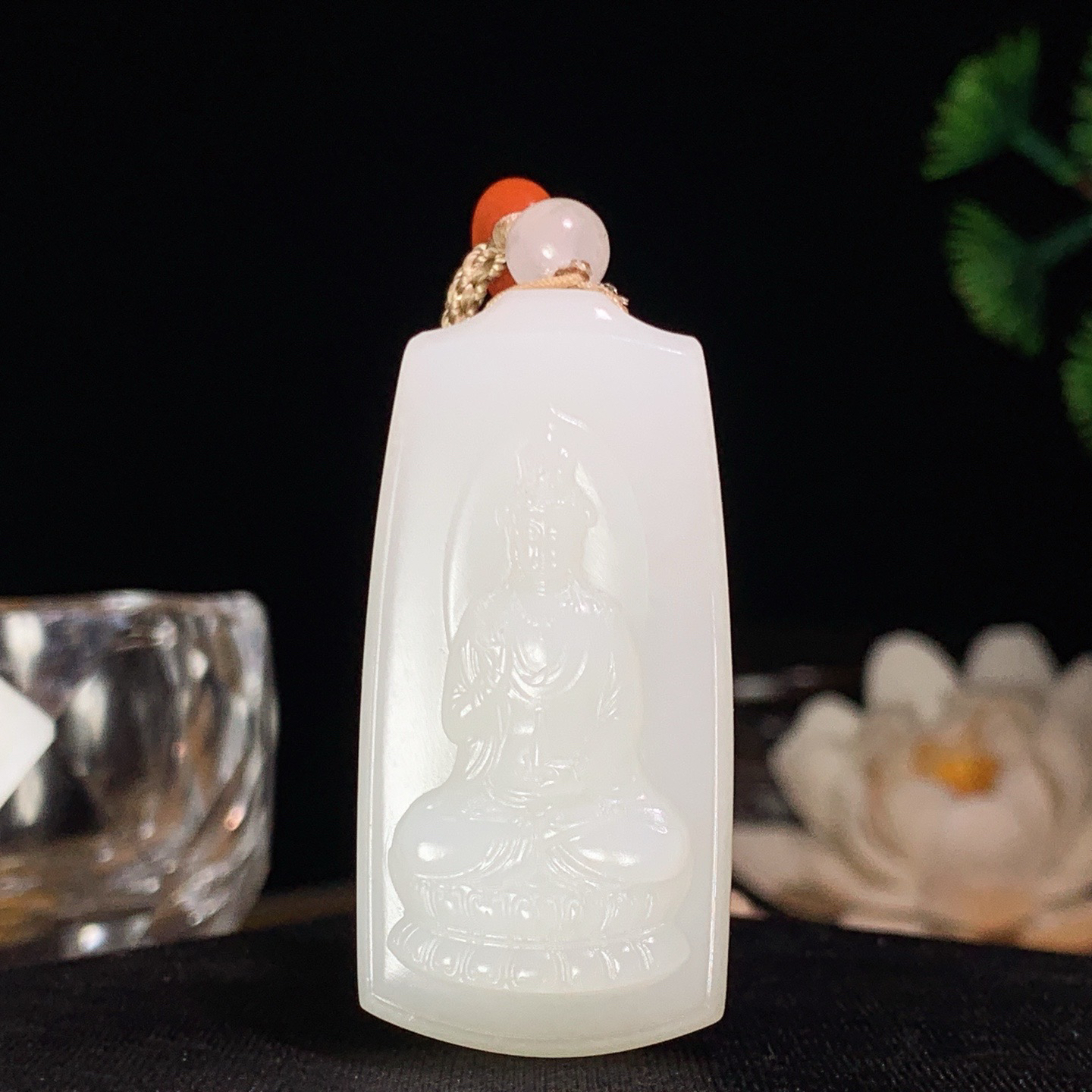 新疆和田玉白玉羊脂白坐莲观音挂件 尺寸46/22/12重28.5克 玉质细腻油润 底色纯净 脂粉好，