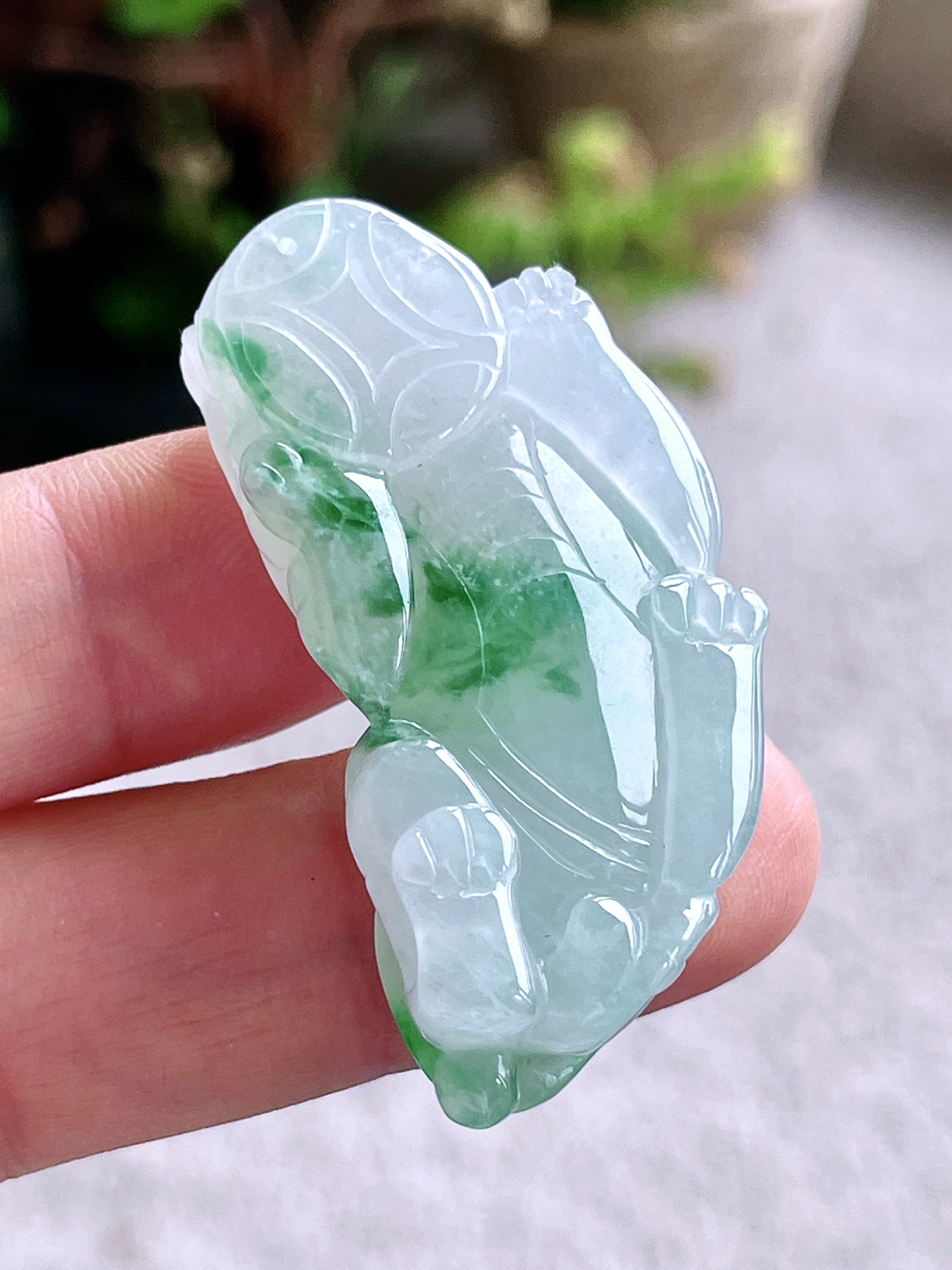 【裸石】冰飘花貔貅吊坠
【说明】缅料 性价比高  
【尺寸】44-21.3-9.6