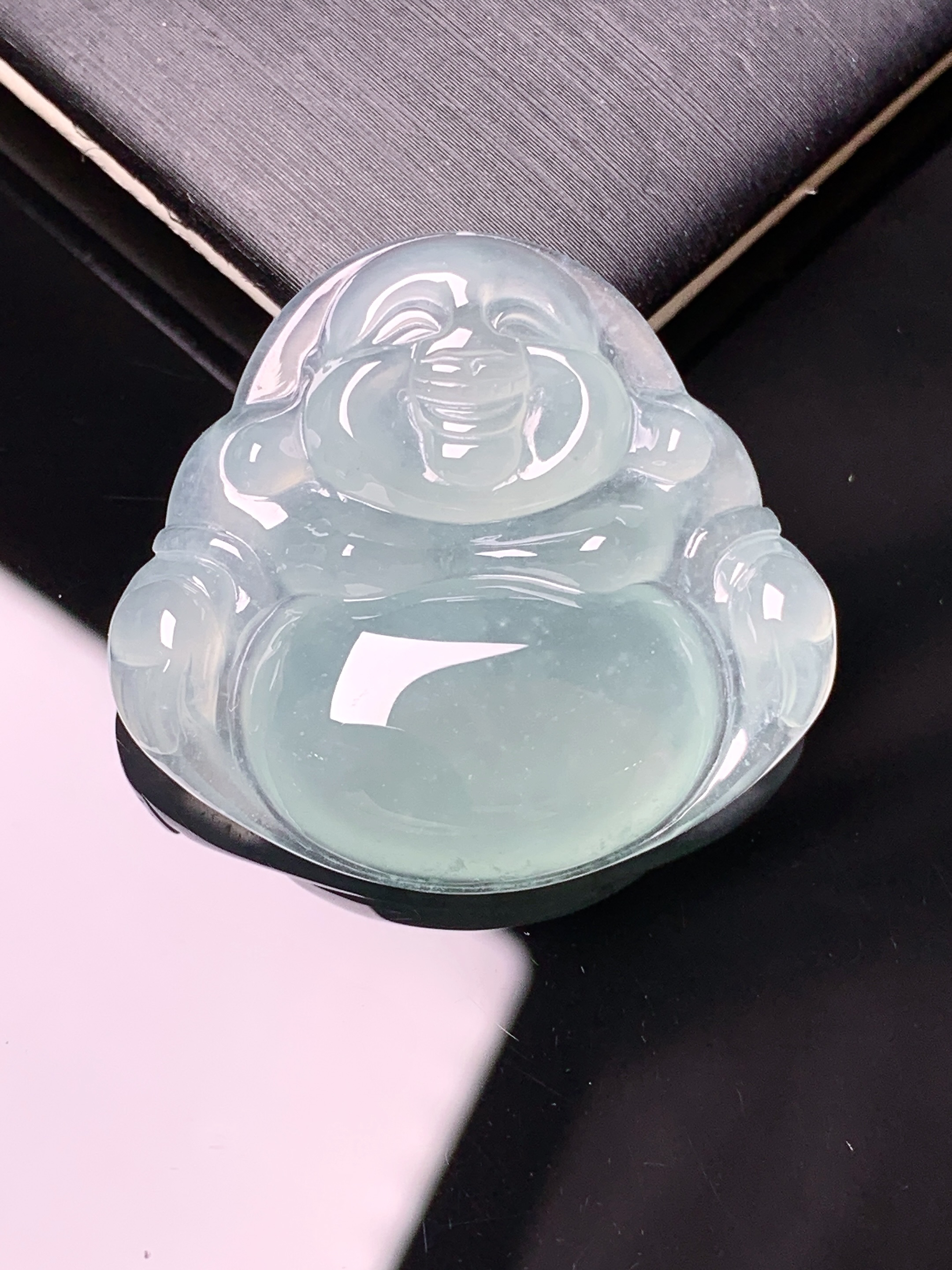 冰种佛公吊坠 玉质细腻 色泽艳丽清新 水润亮眼 整体尺寸29*31.3*6.5a2