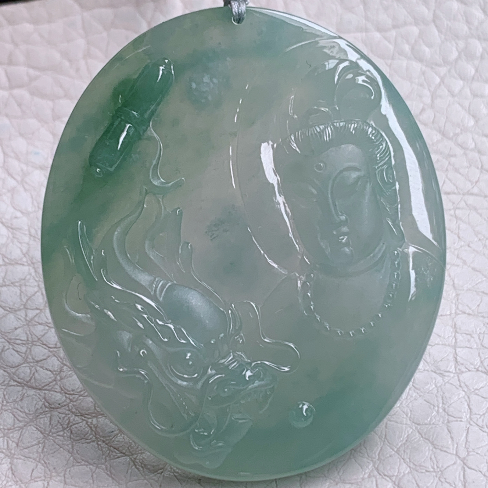 rp实拍52*44*7.5天然缅甸翡翠冰透水绿御龙观音吊坠厚装观音头守护神