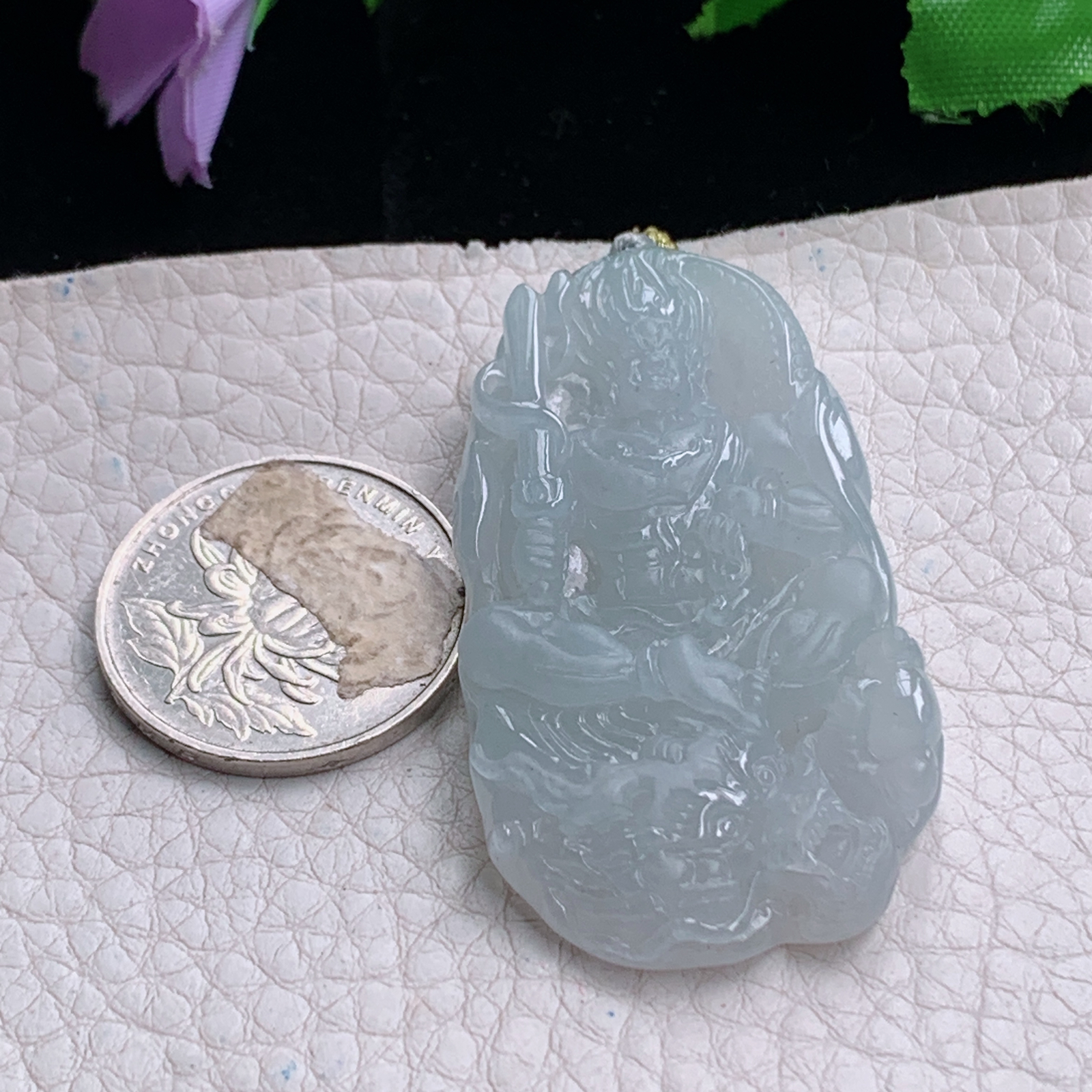 rp实拍53*29*7天然缅甸翡翠不动明王吊坠立体雕生肖守护神