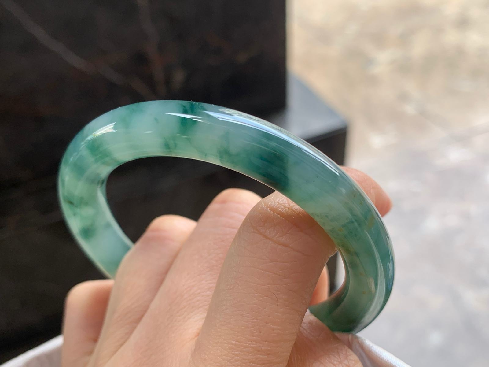 54.5-9.6

蓝花圆条手镯^_^飘花浓郁