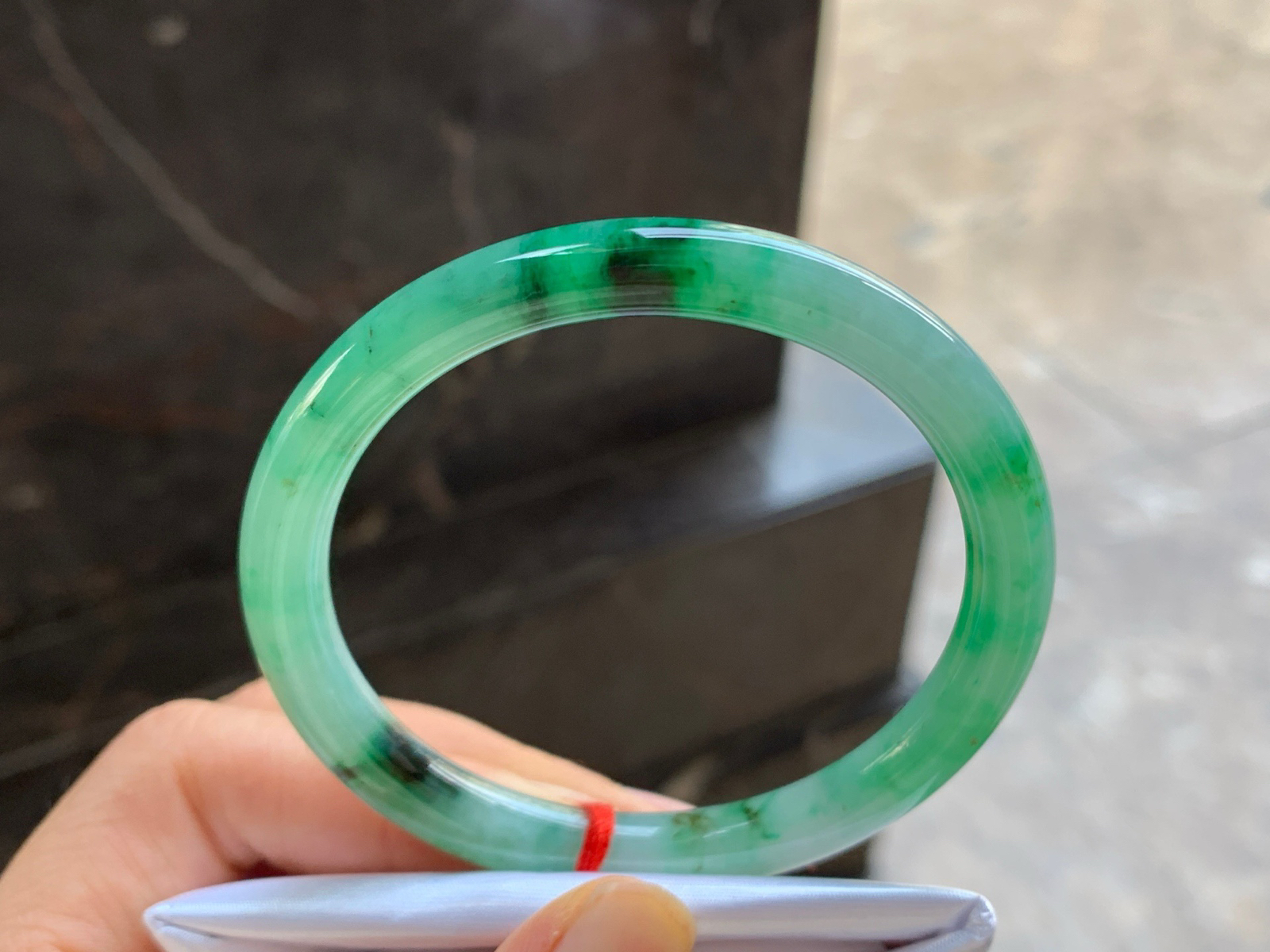 54.5-7.3

绿色细条^_^鲜艳