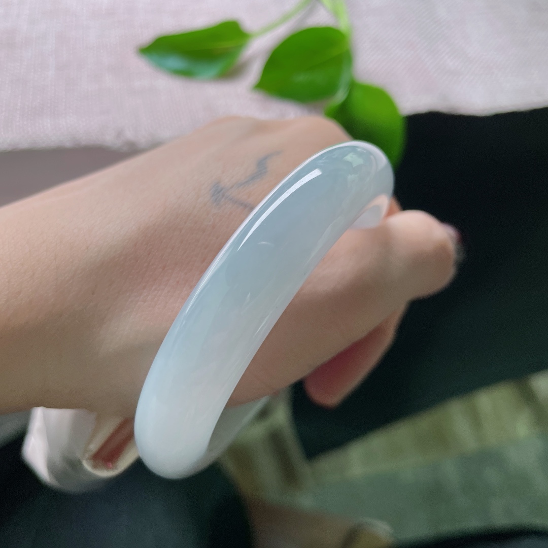 54.7/12.4/8.8，淡紫正圈，韵味十足，不与群芳争艳，却自带光环，棉线，ss49997a