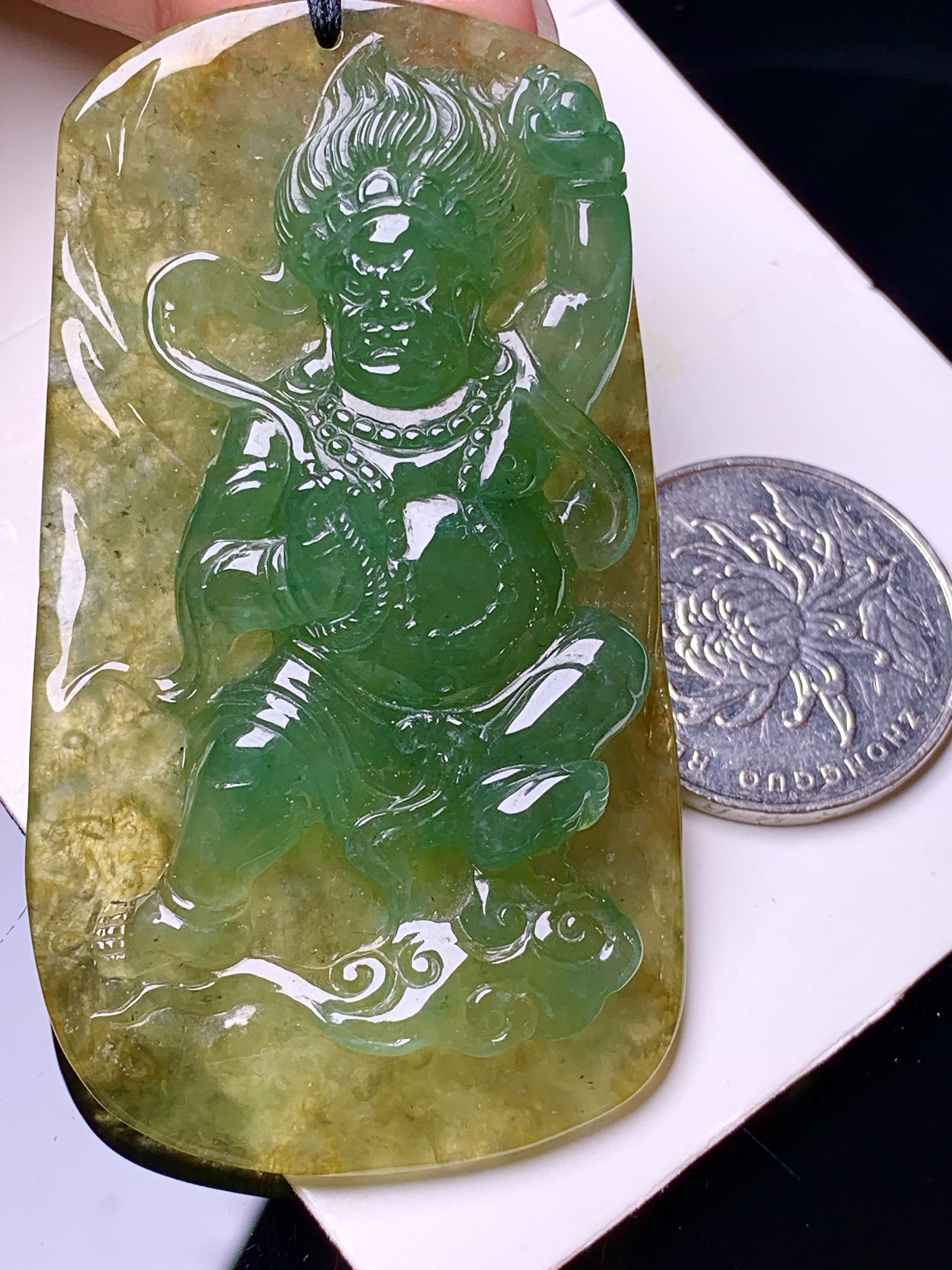 冰种不动明王吊坠 玉质细腻 色泽艳丽清新 水润亮眼 整体尺寸65.2*37.2*10.2L1