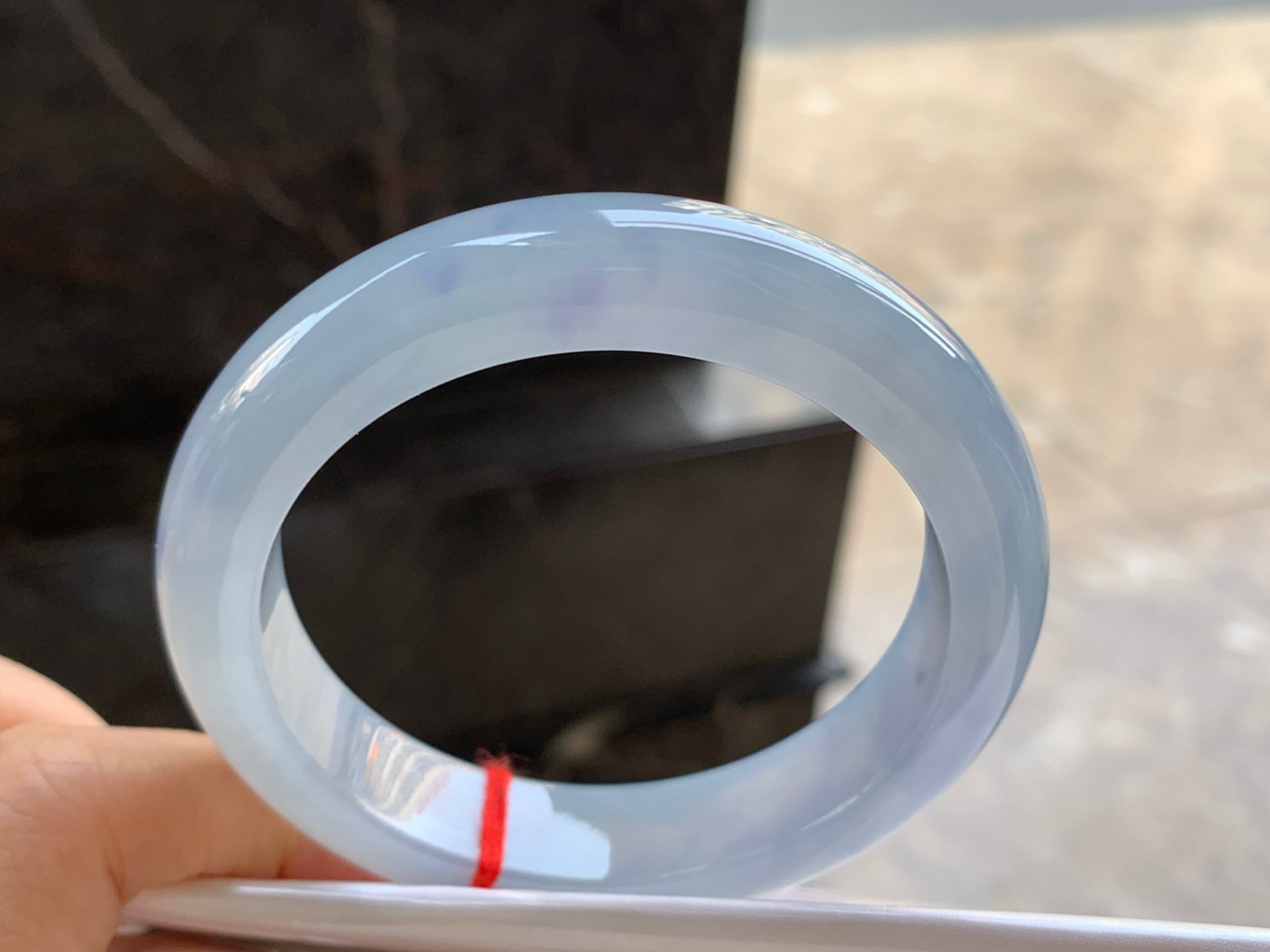 56-13.3-9.3

紫罗兰手镯^_^玉质温润