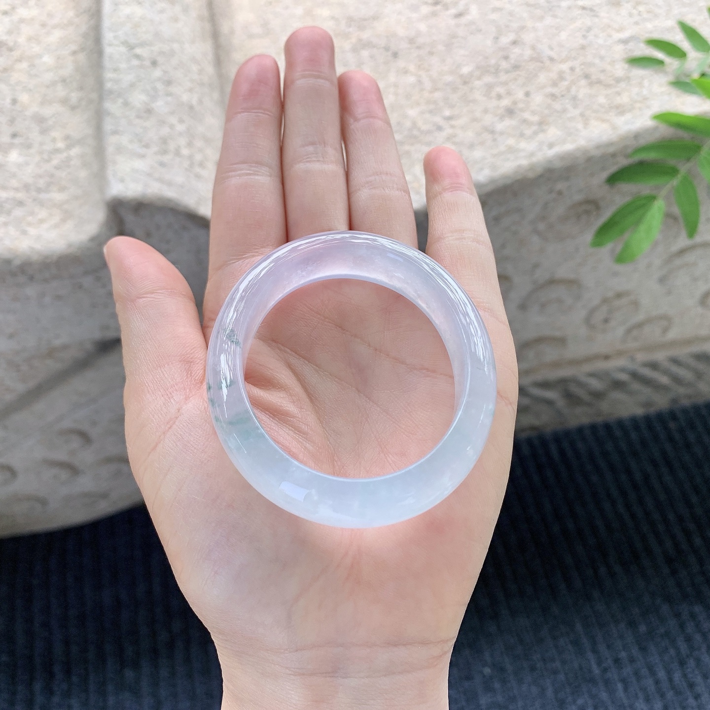 贵妃50 51【圈口】51.9/44.6/12.5/7.8【】【编码】LZ031677【描述】冰飘花