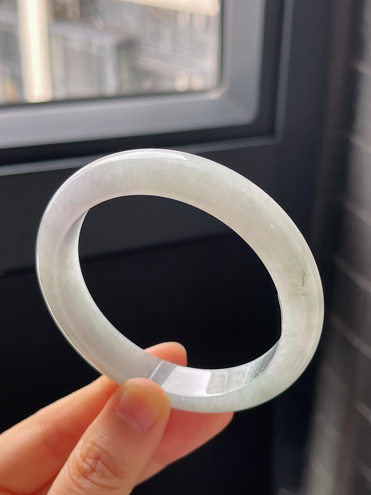 正圈56圈口，翡翠糯化种春带彩手镯