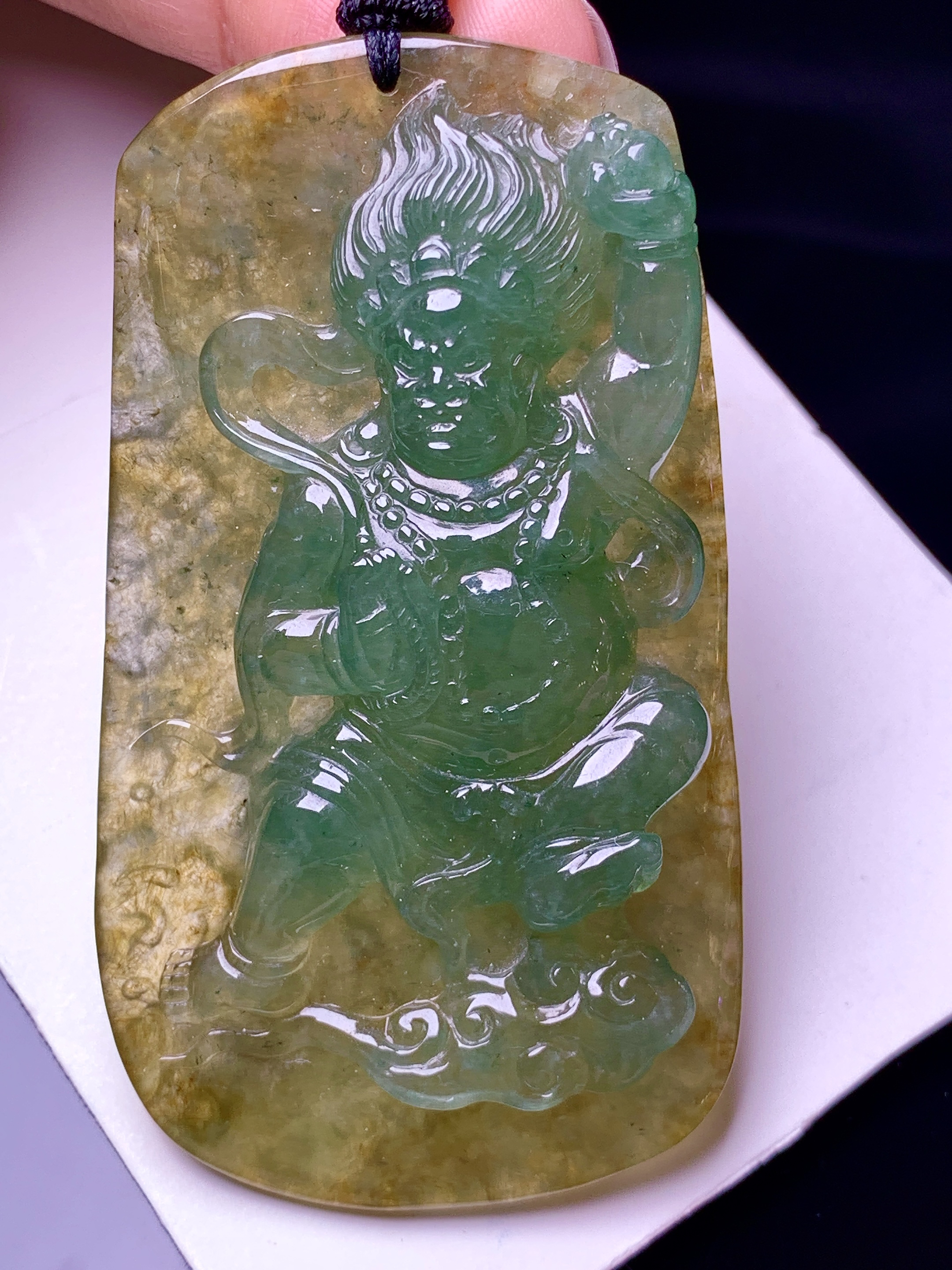 冰种不动明王吊坠 玉质细腻 色泽艳丽清新 水润亮眼 整体尺寸65.2*37.2*10.2L1