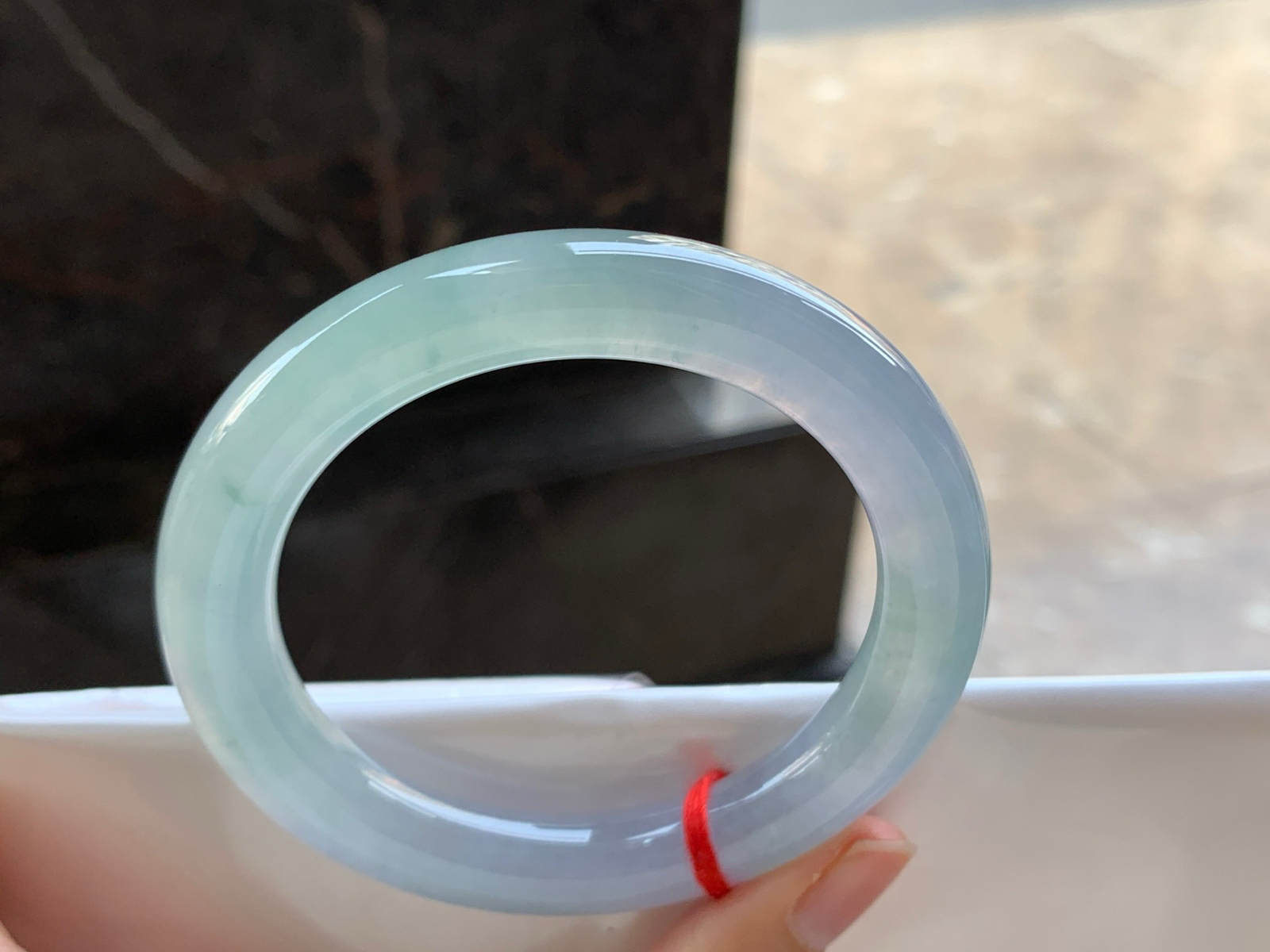 56.5-10.3

冰种圆条手镯^_^透亮